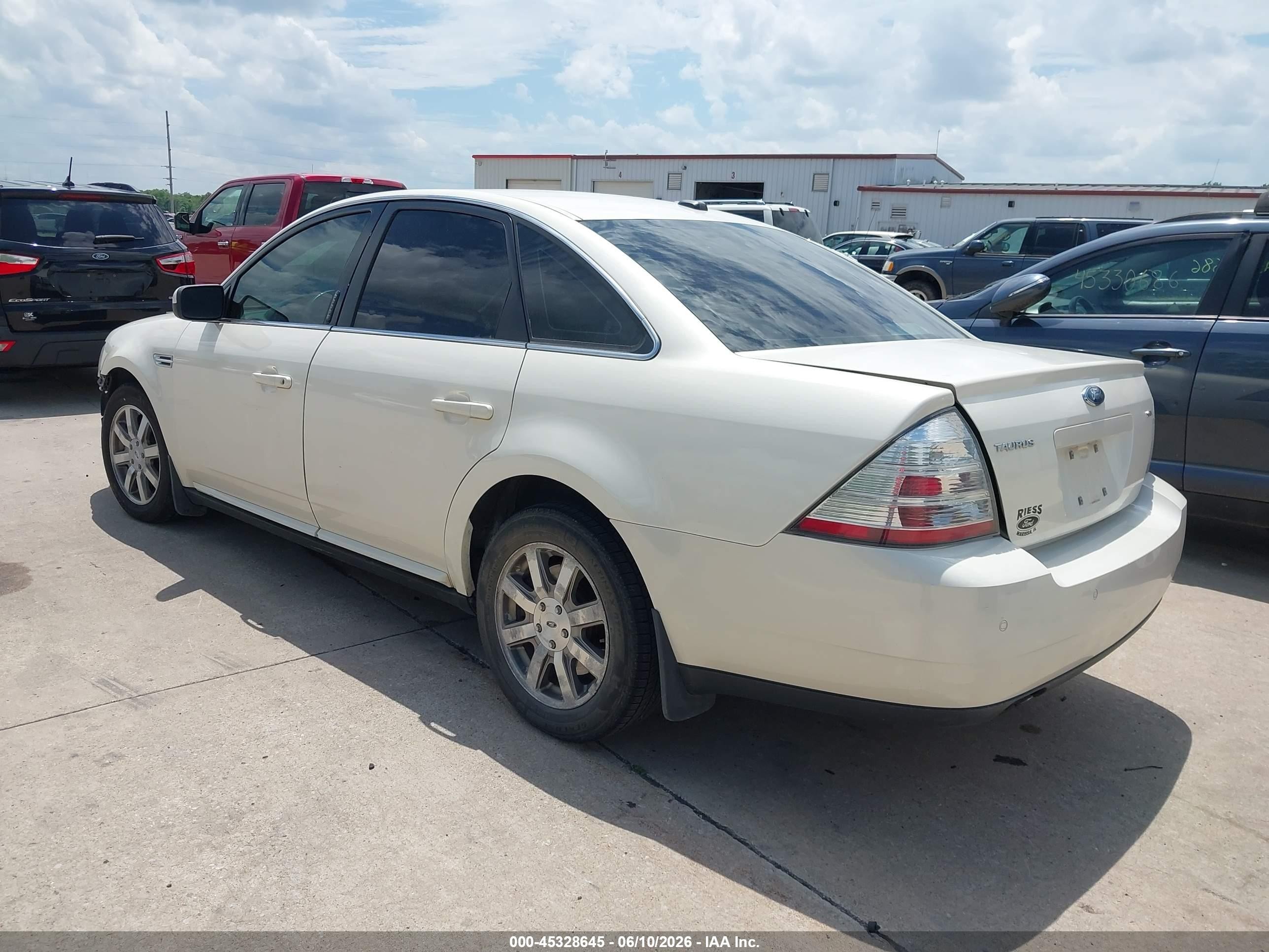 2009 Ford Taurus Sel White vin: 1FAHP24W99G106837