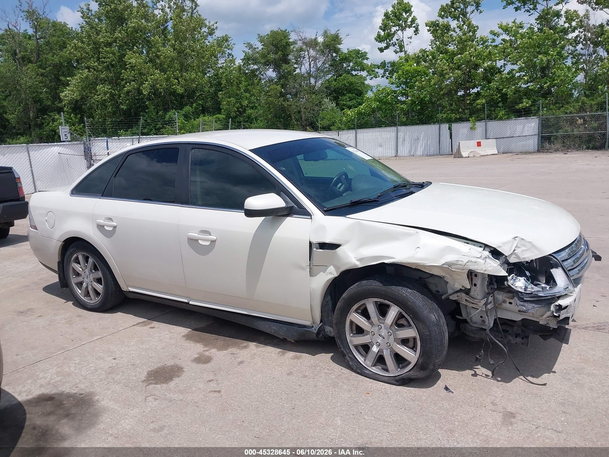 2009 Ford Taurus Sel White vin: 1FAHP24W99G106837