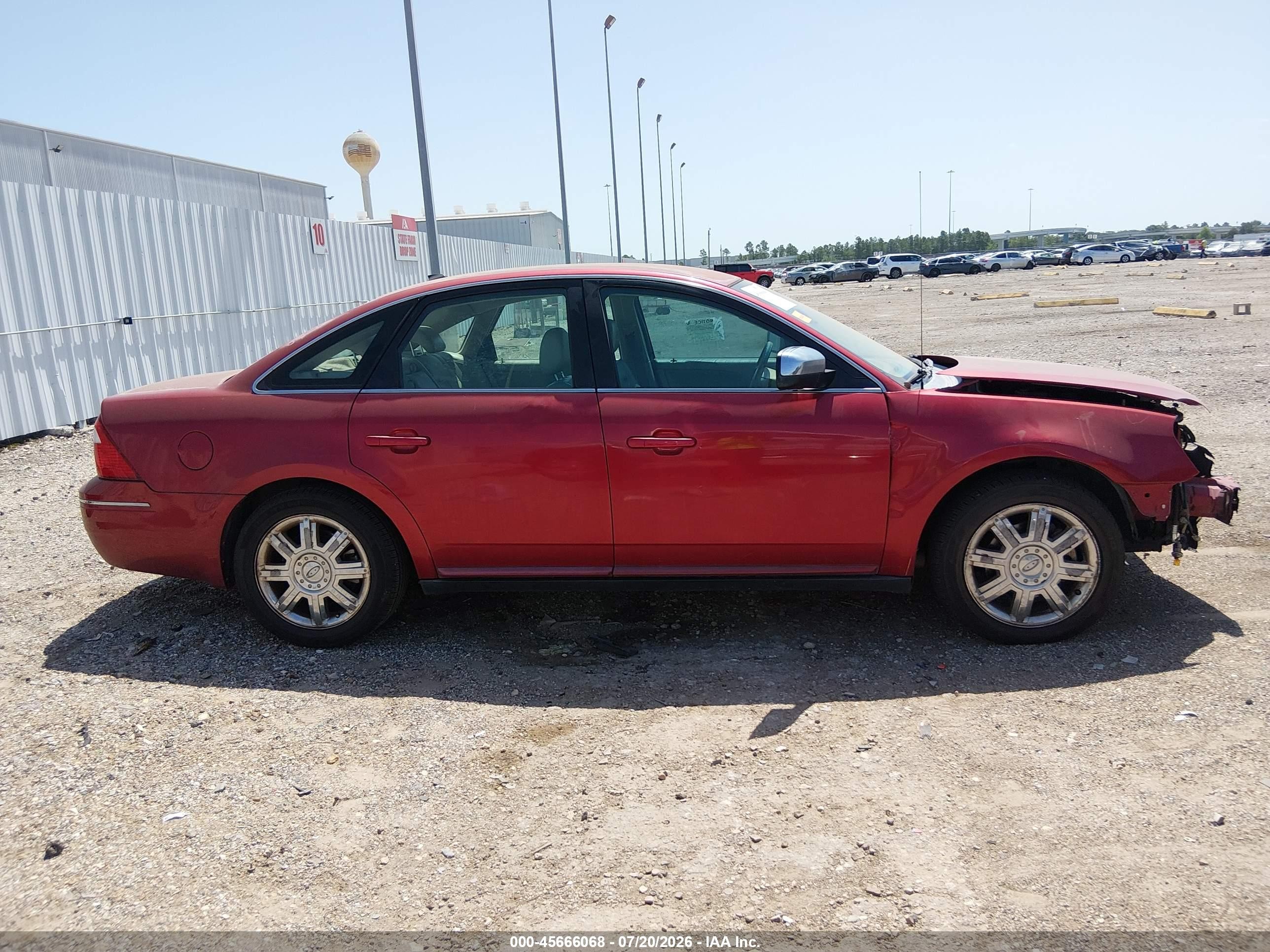 2007 Ford Five Hundred Limited Burgundy vin: 1FAHP25107G151908