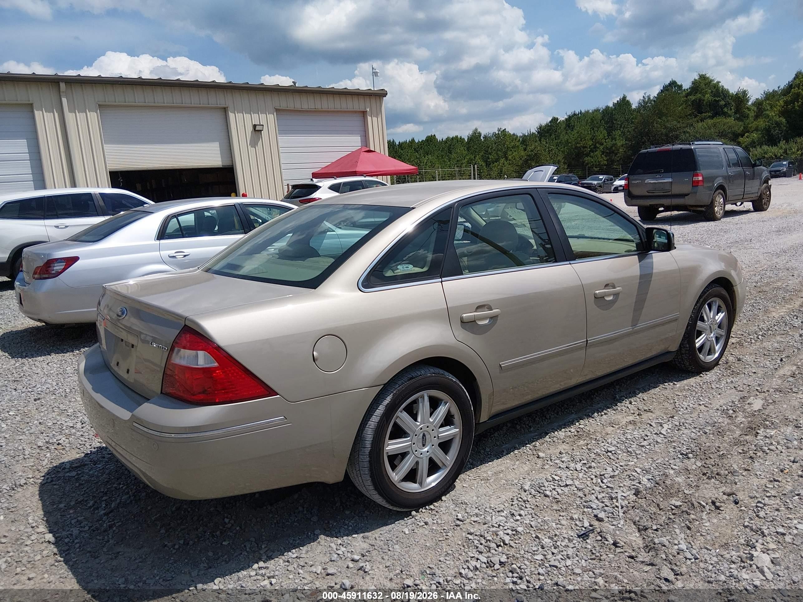 2005 Ford Five Hundred Limited Gold vin: 1FAHP25145G187100