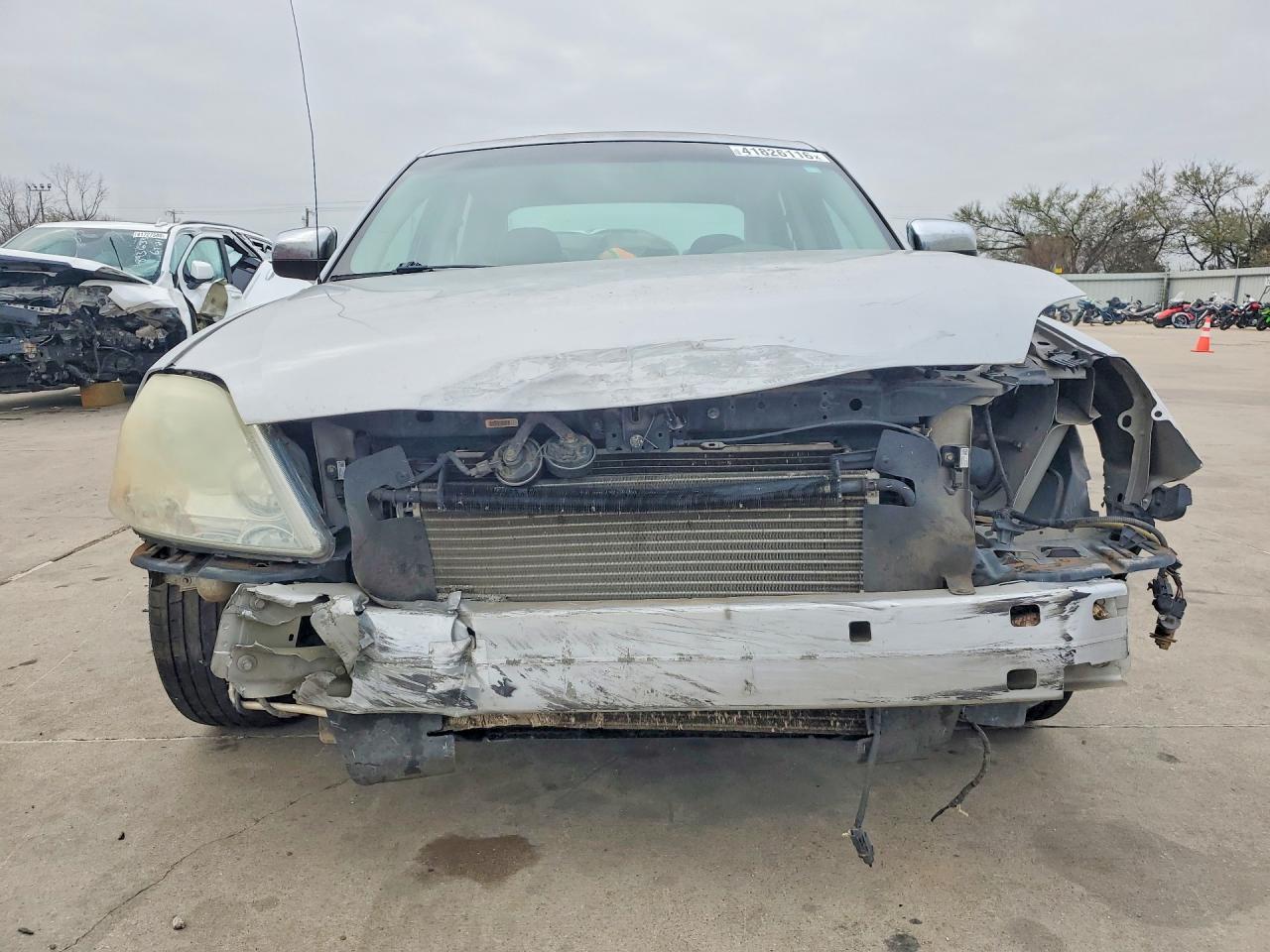 2005 Ford Five Hundred Limited Silver vin: 1FAHP25145G188313