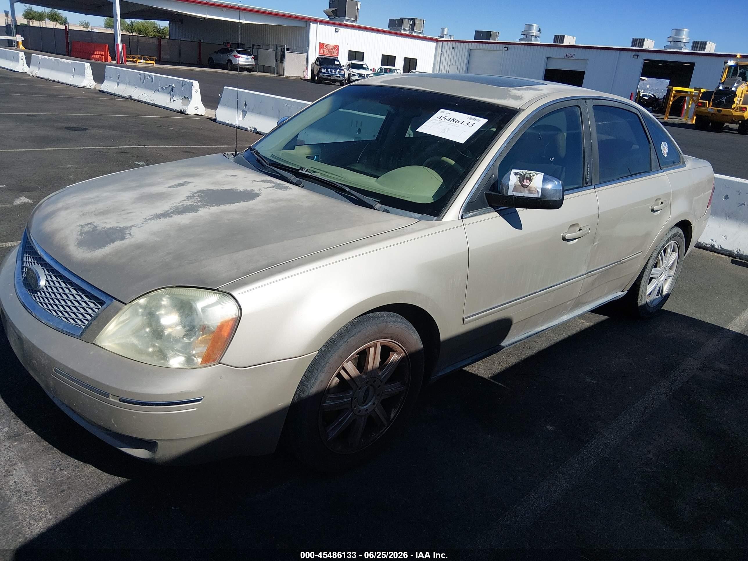 2005 Ford Five Hundred Limited Желто-коричневый vin: 1FAHP25185G148641