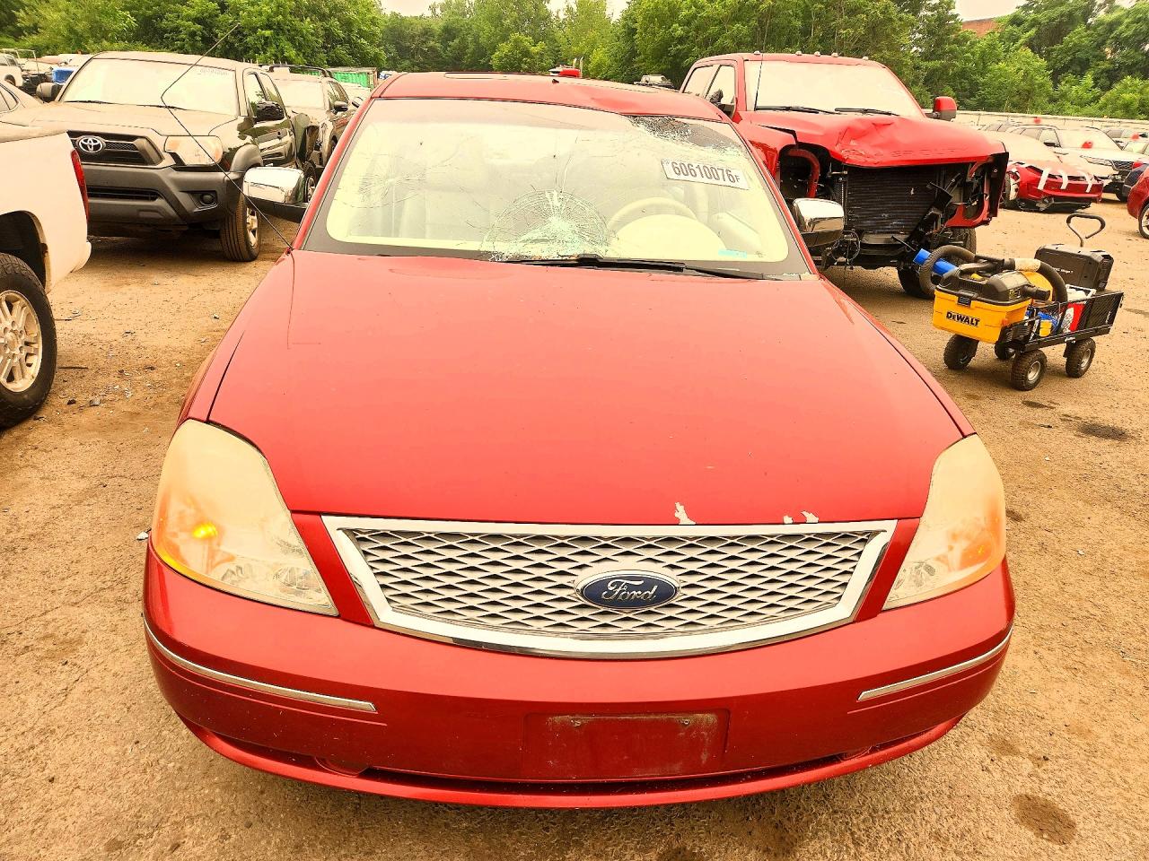 2007 Ford Five Hundred Limited Red vin: 1FAHP25197G161742