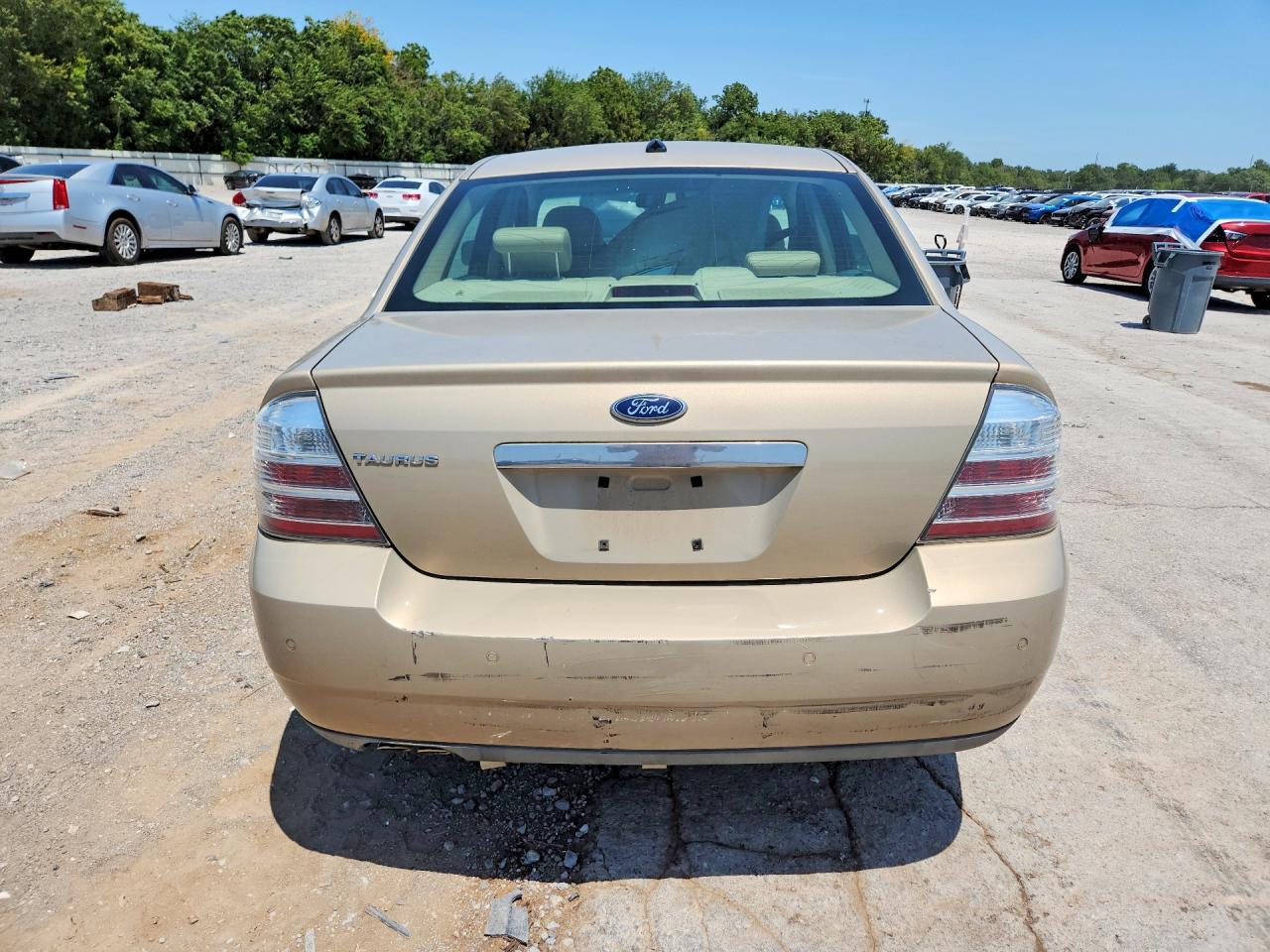 2008 Ford Taurus Limited Gold vin: 1FAHP25W08G122793
