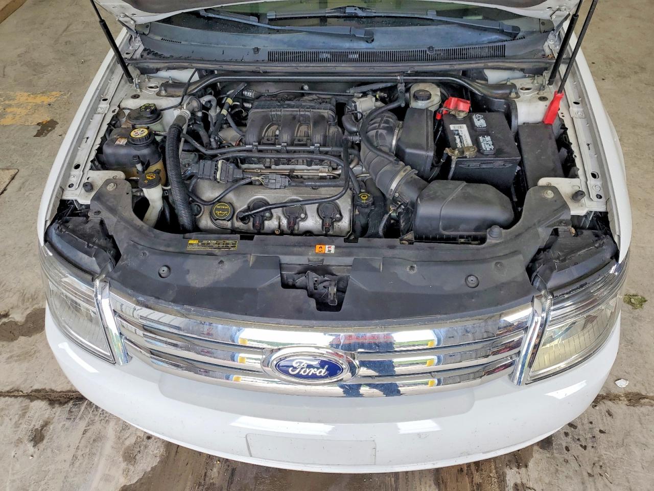 2008 Ford Taurus Limited Белый vin: 1FAHP25W18G127808