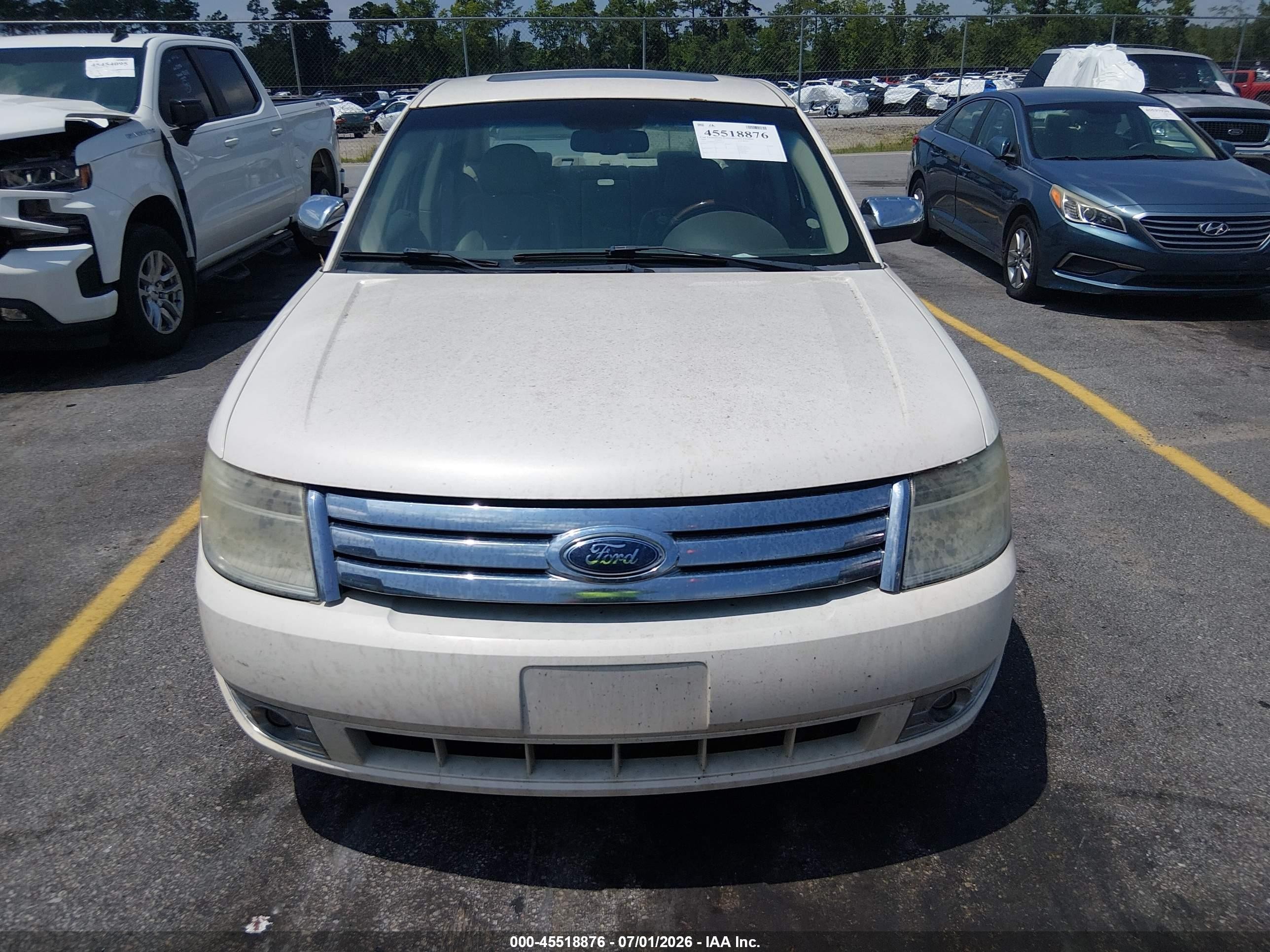 2009 Ford Taurus Limited White vin: 1FAHP25W19G122237