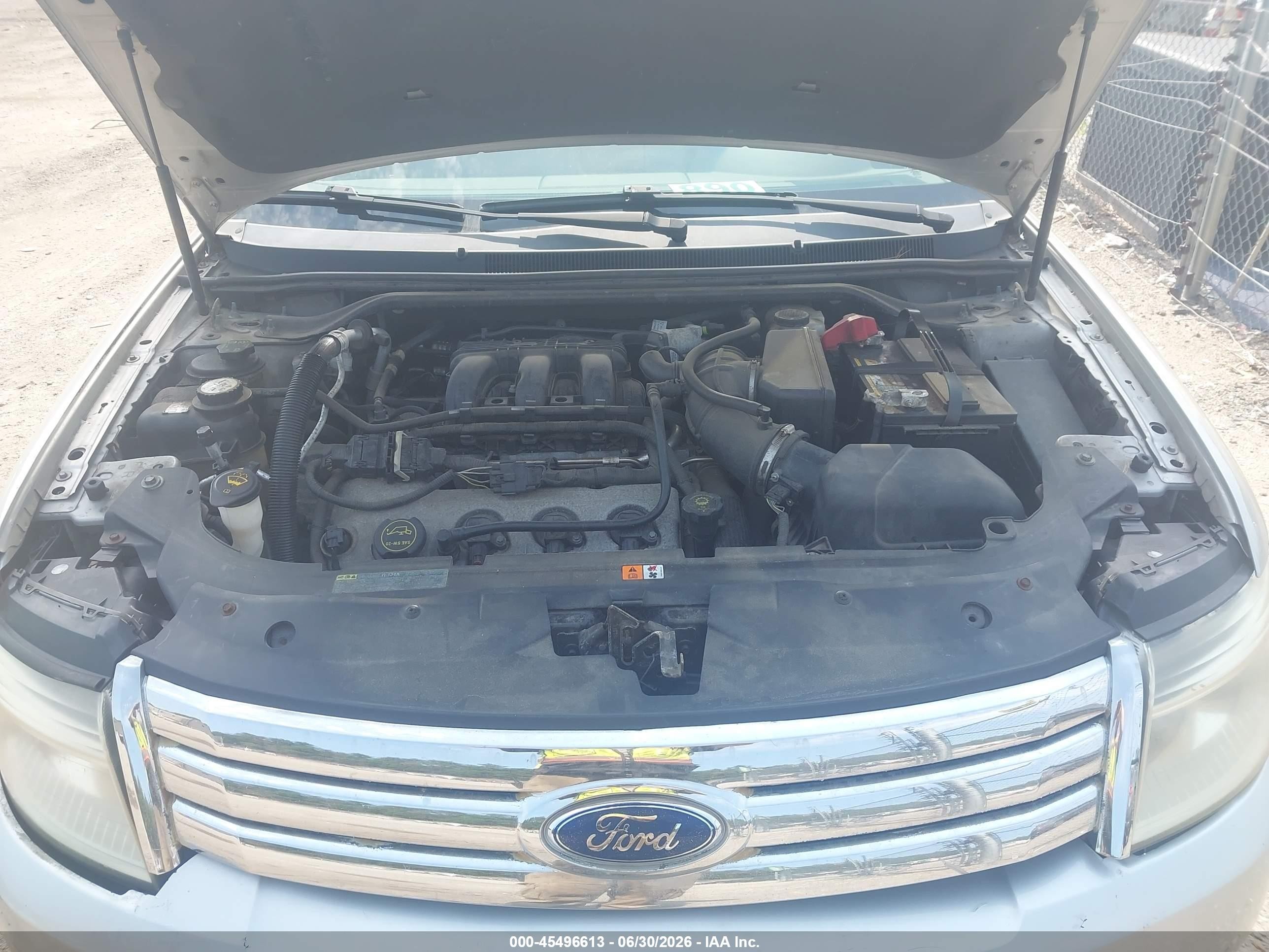 2008 Ford Taurus Limited Silver vin: 1FAHP25W28G131625