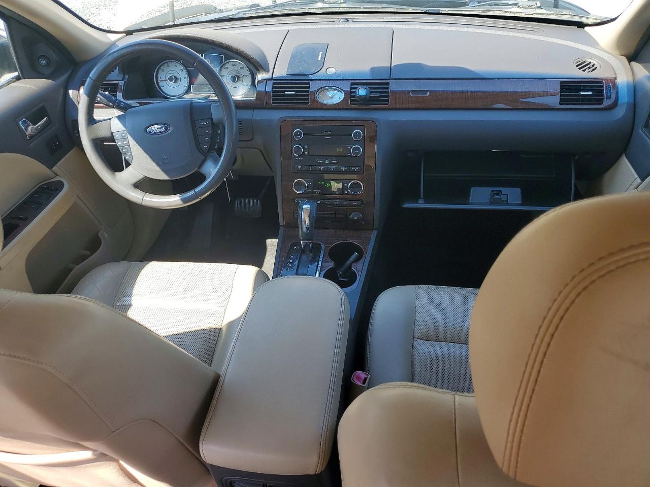 2008 Ford Taurus Limited Tan vin: 1FAHP25W38G159370