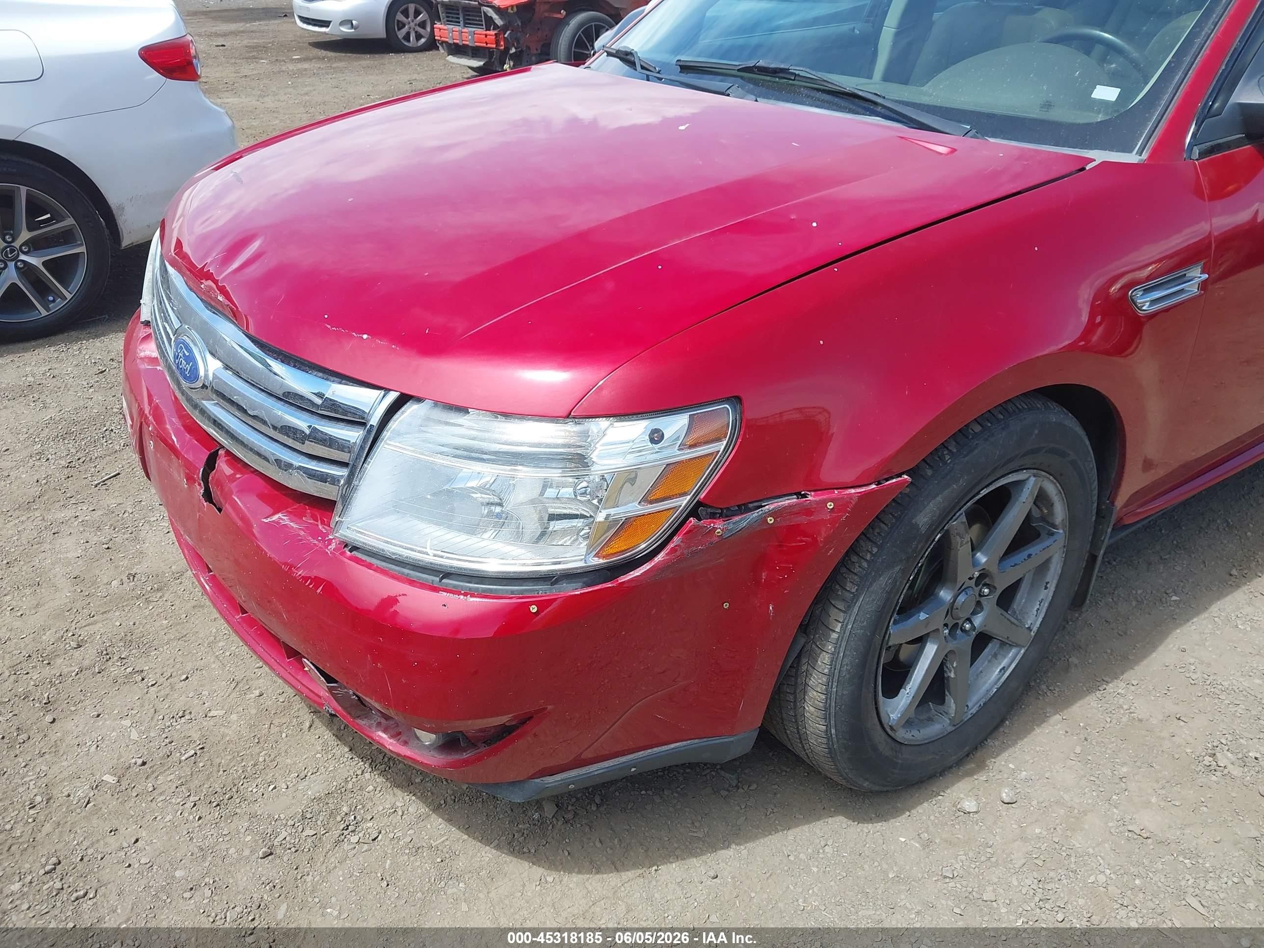 2009 Ford Taurus Limited Red vin: 1FAHP25W39G125740