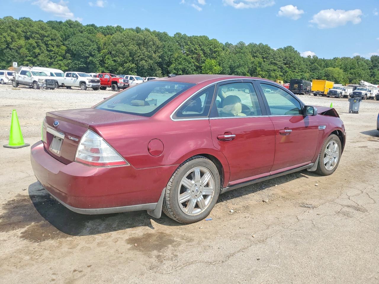 2008 Ford Taurus Limited Burgundy vin: 1FAHP25W48G136213