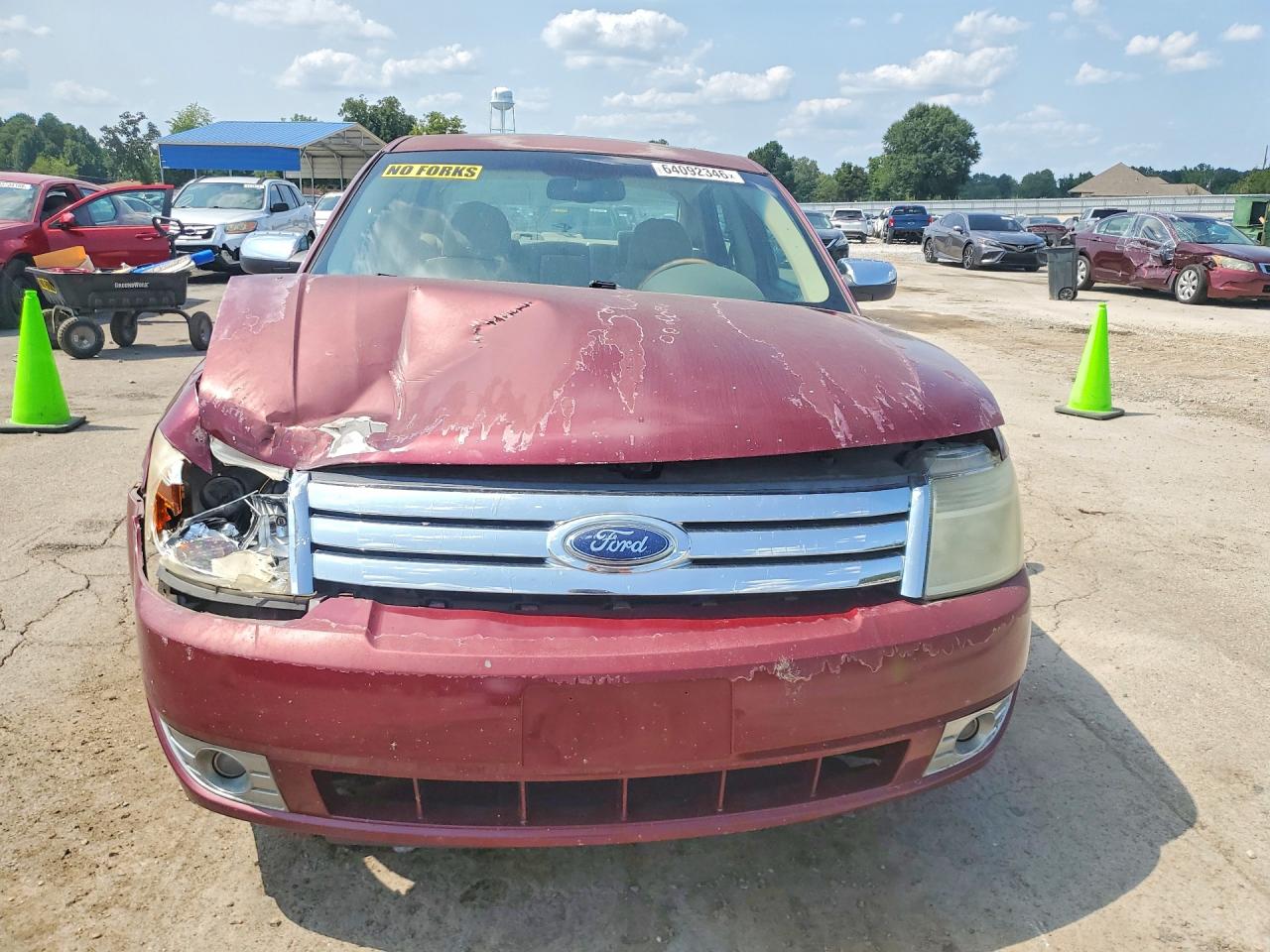 2008 Ford Taurus Limited Burgundy vin: 1FAHP25W48G136213