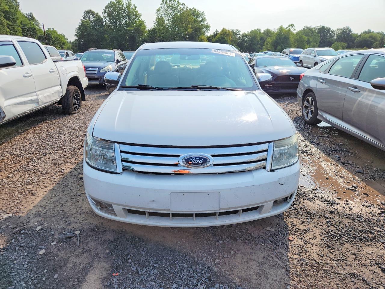 2008 Ford Taurus Limited Белый vin: 1FAHP25W48G175433
