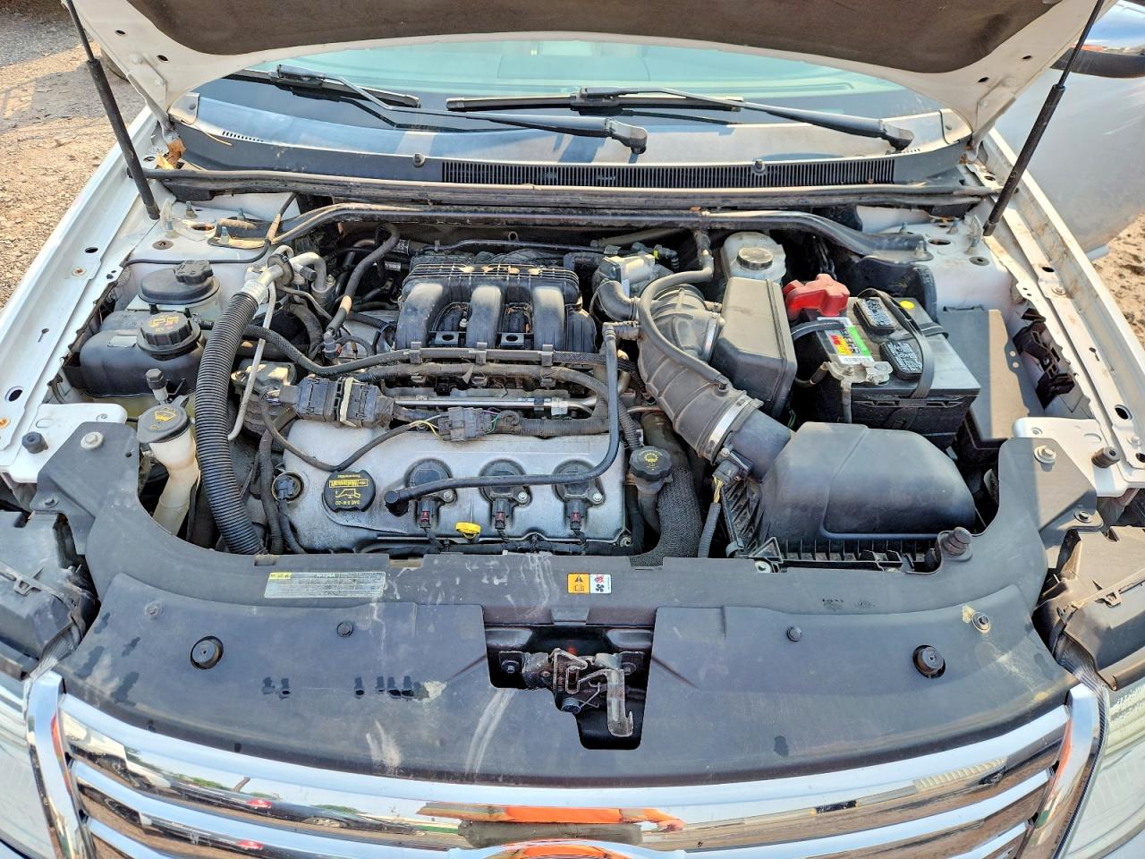 2008 Ford Taurus Limited Белый vin: 1FAHP25W48G175433