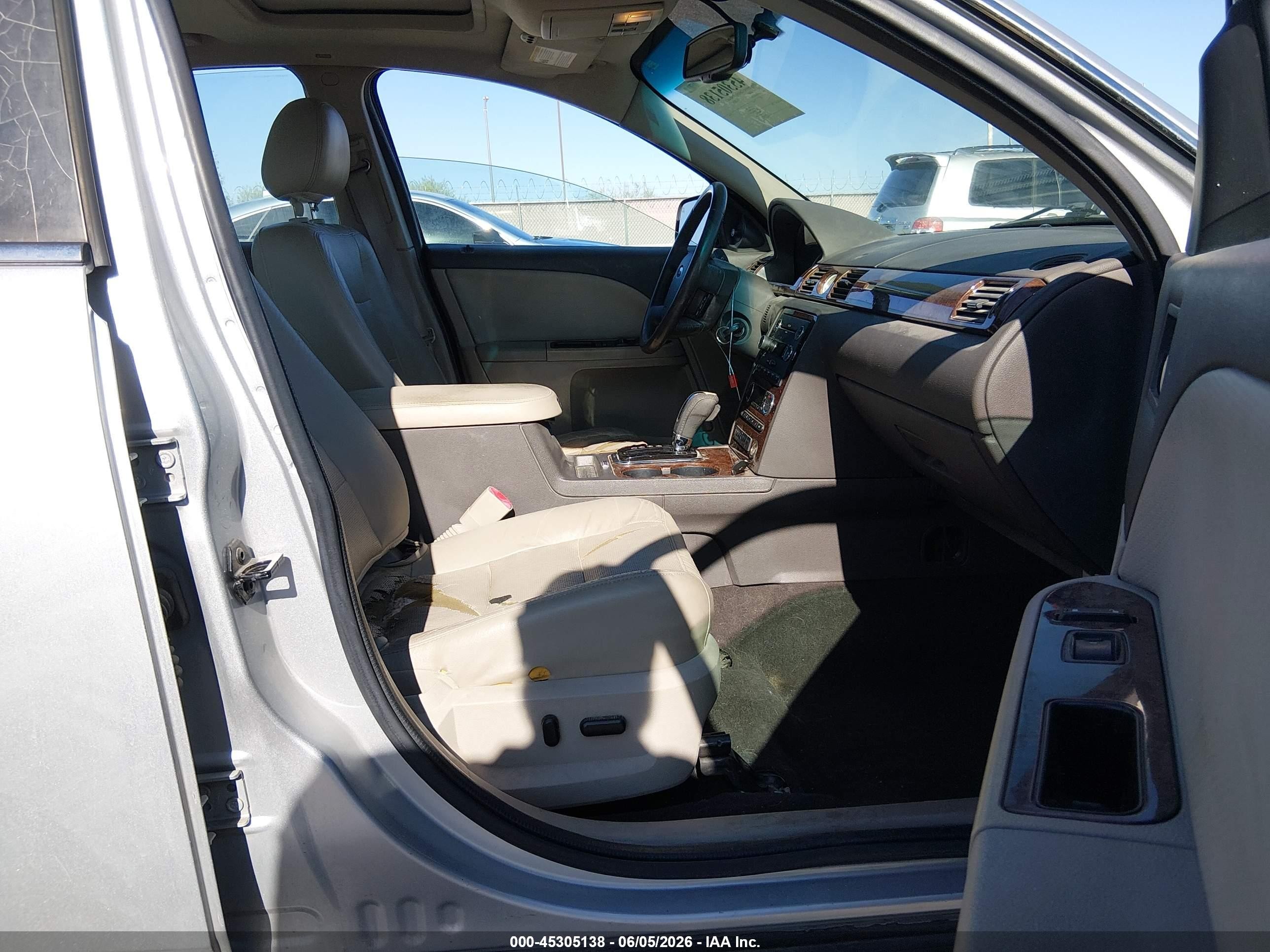 2009 Ford Taurus Limited Silver vin: 1FAHP25W69G125697
