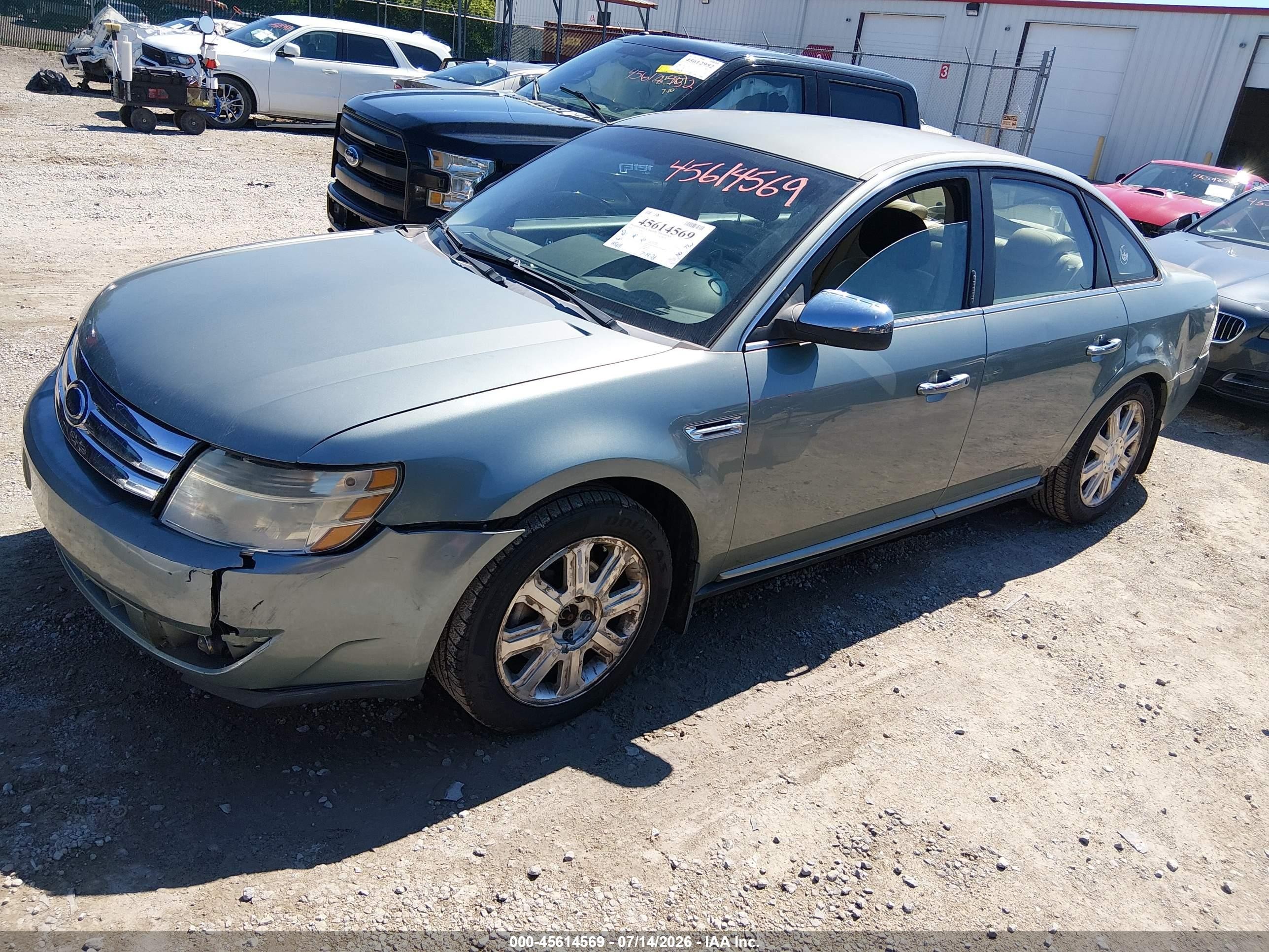 2008 Ford Taurus Limited Silver vin: 1FAHP25W78G118501