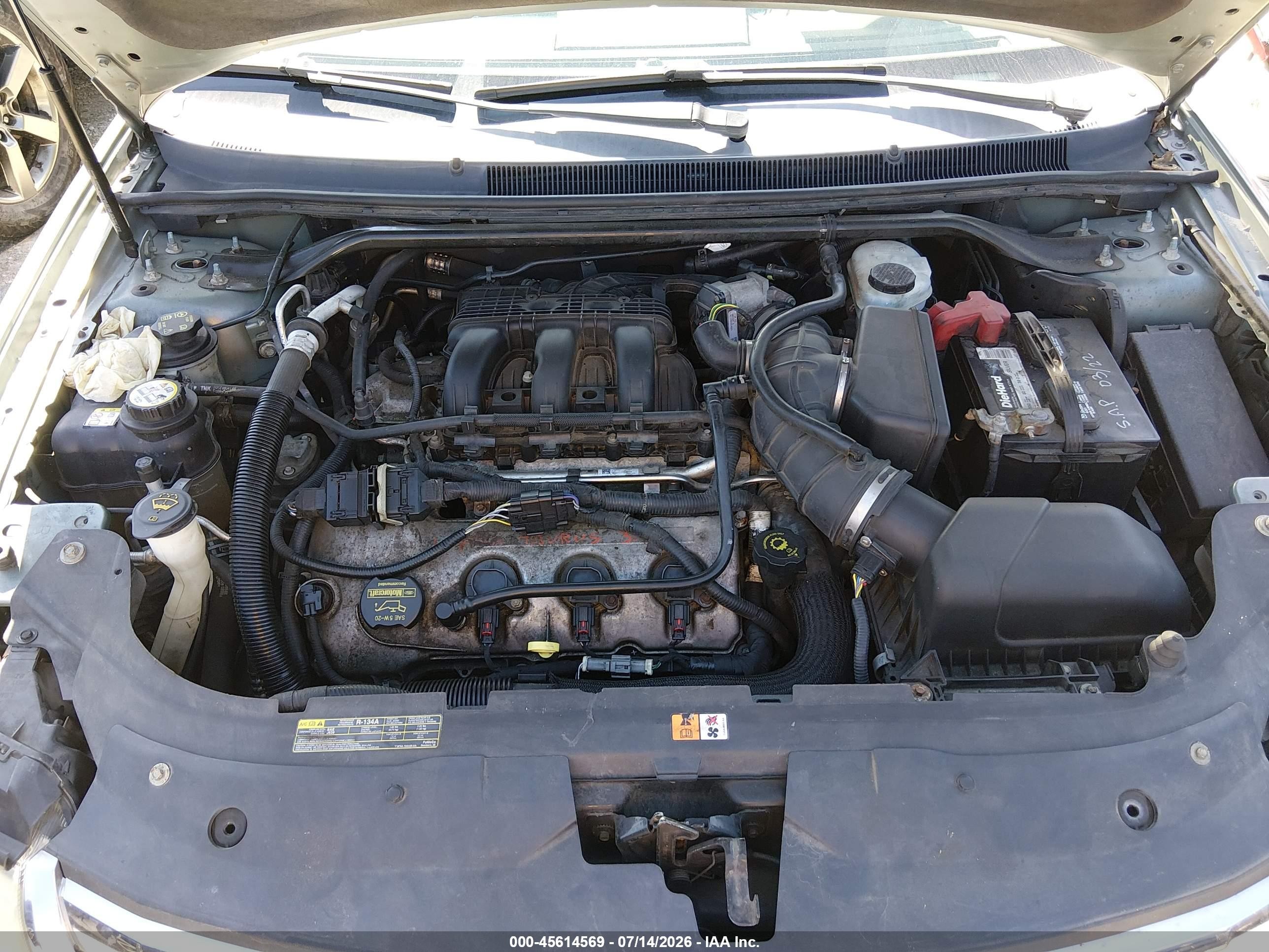 2008 Ford Taurus Limited Silver vin: 1FAHP25W78G118501