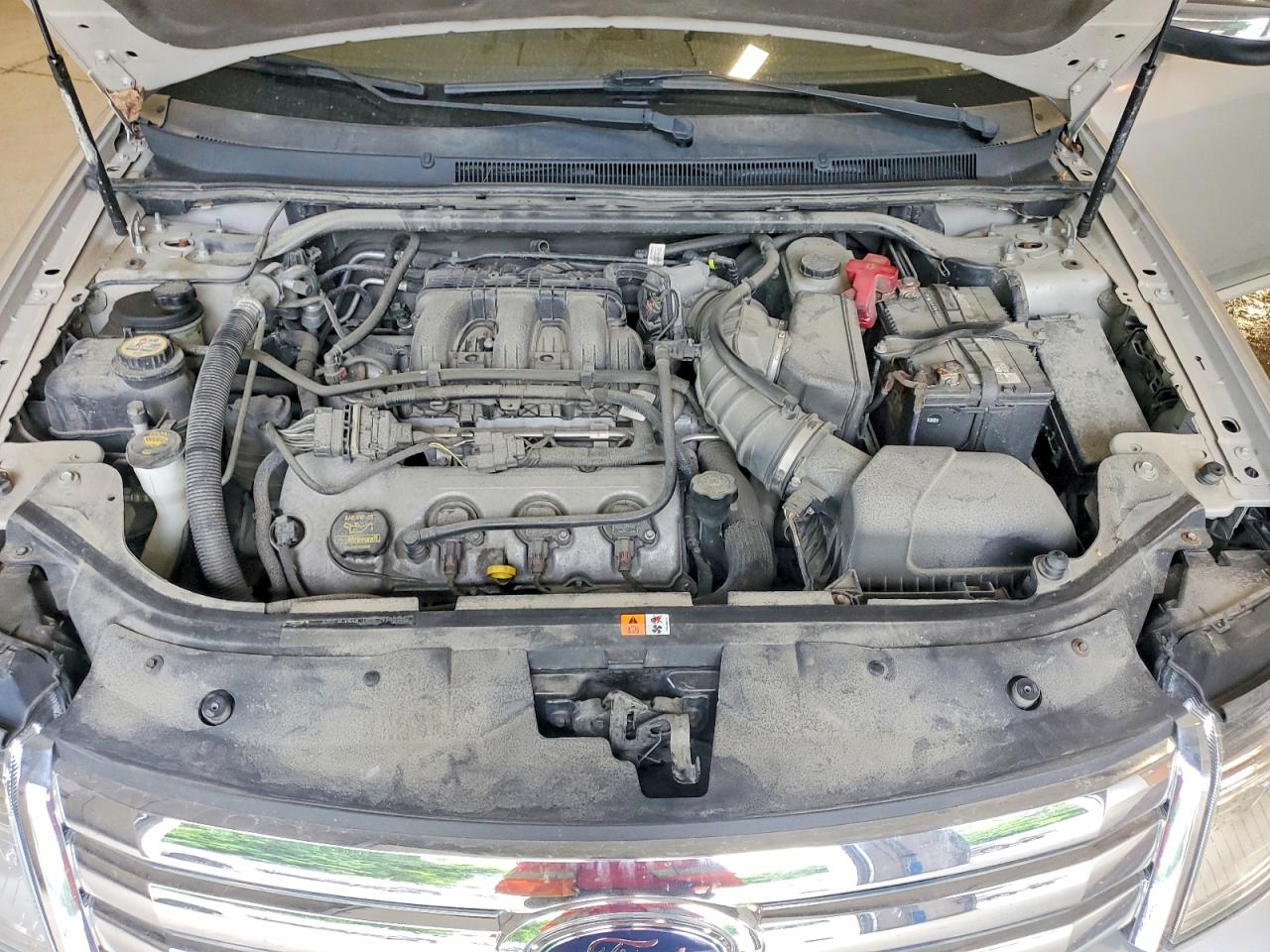 2009 Ford Taurus Limited Серебряный vin: 1FAHP25W79G125823