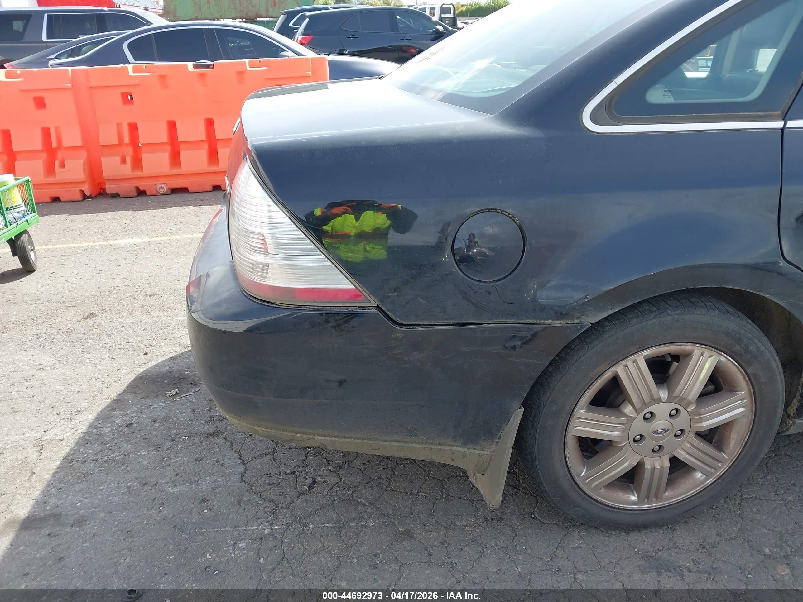 2008 Ford Taurus Limited Black vin: 1FAHP25W88G112383