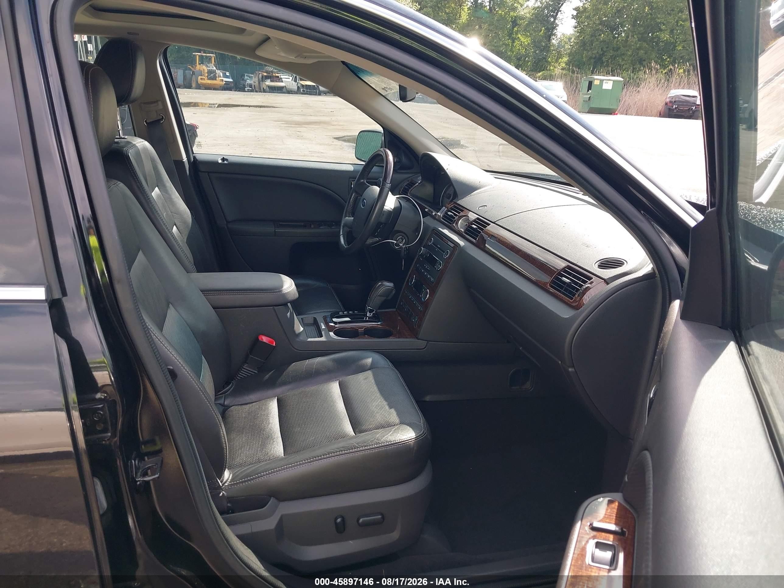 2009 Ford Taurus Limited Черный vin: 1FAHP25W89G126981