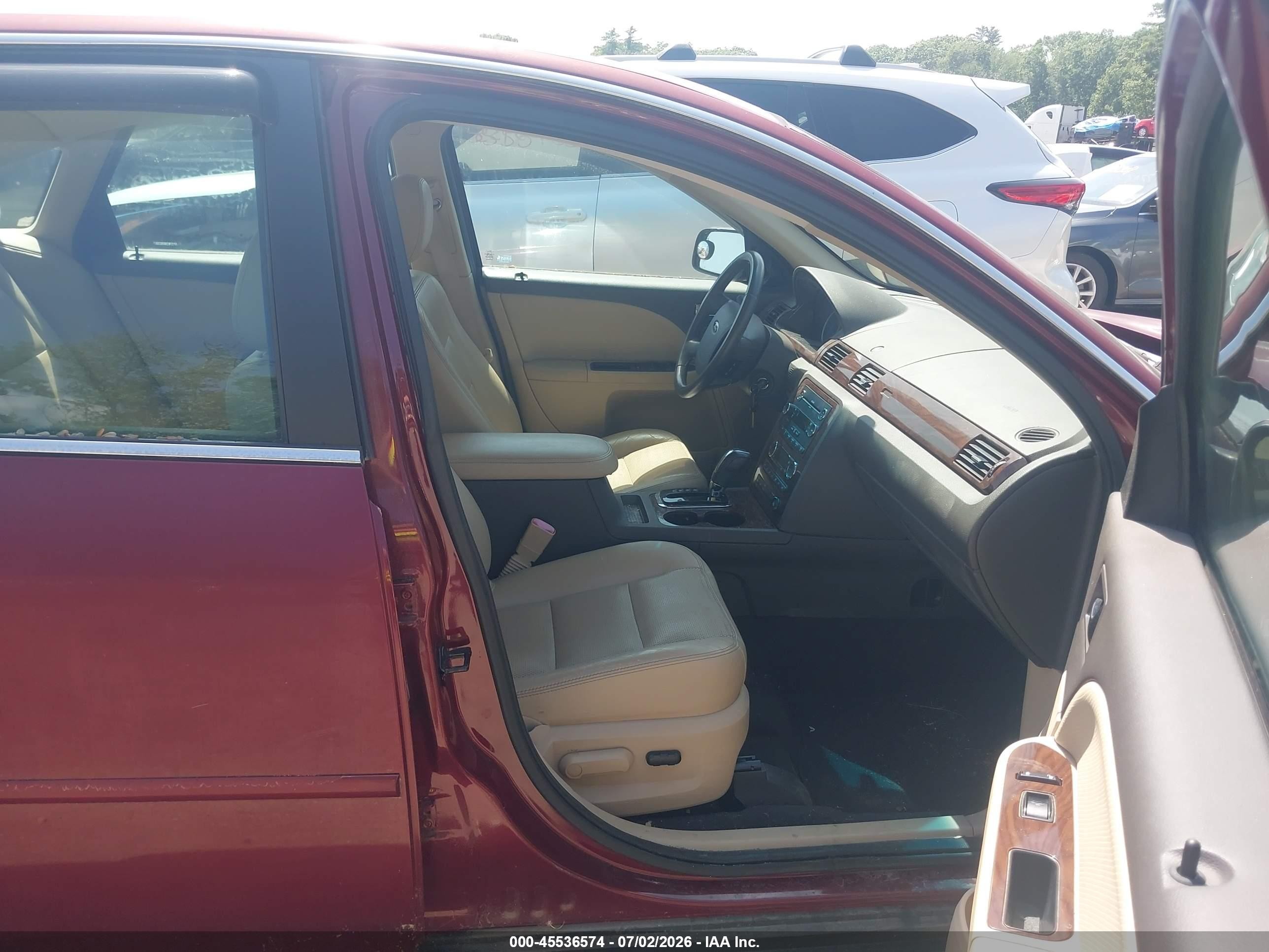 2008 Ford Taurus Sel Maroon vin: 1FAHP27W28G102087