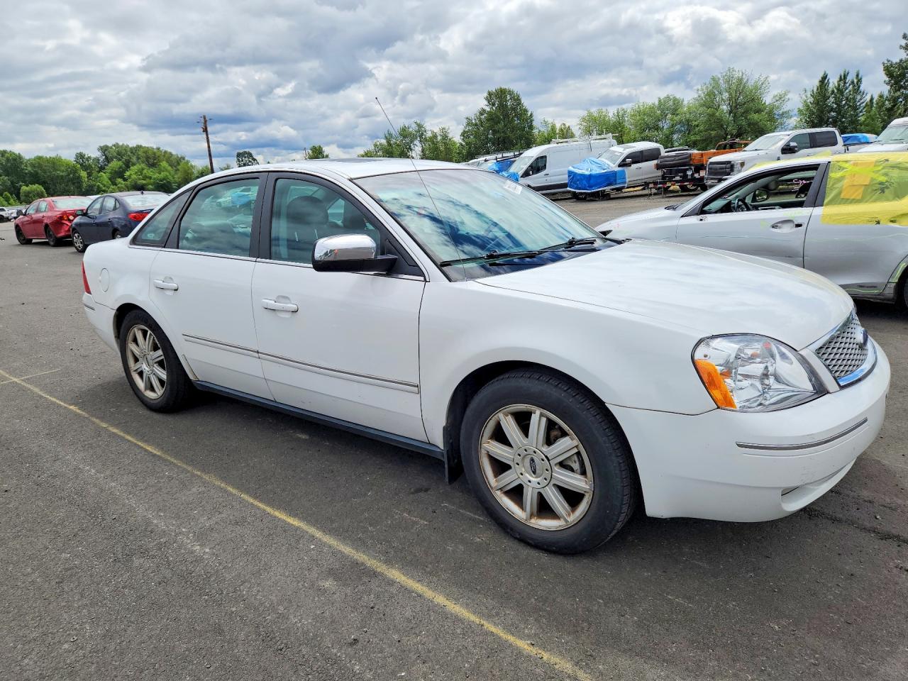 2006 Ford Five Hundred Limited White vin: 1FAHP28126G145344