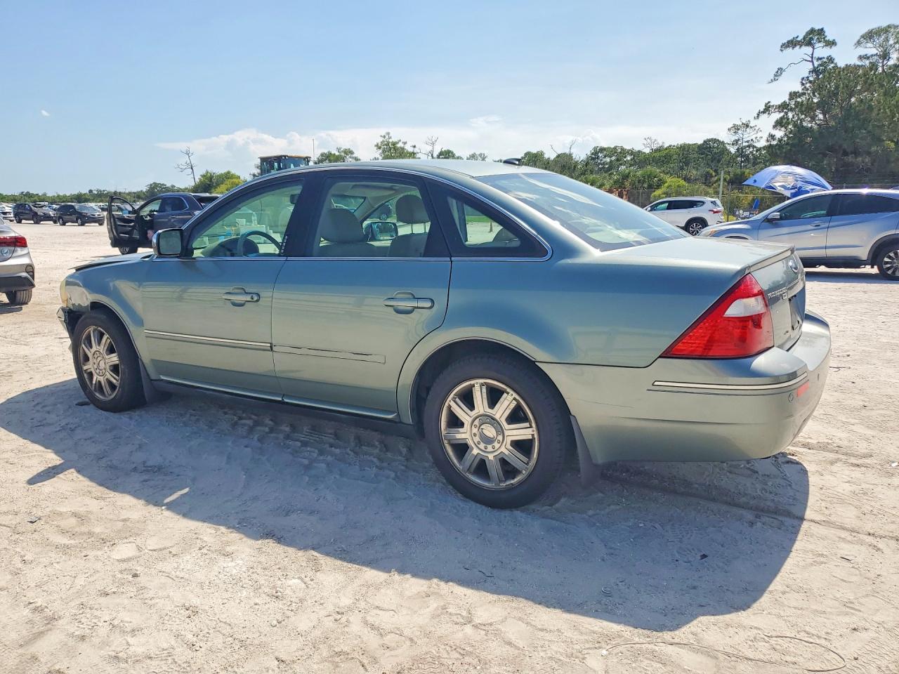 2007 Ford Five Hundred Limited Зеленый vin: 1FAHP28187G143955