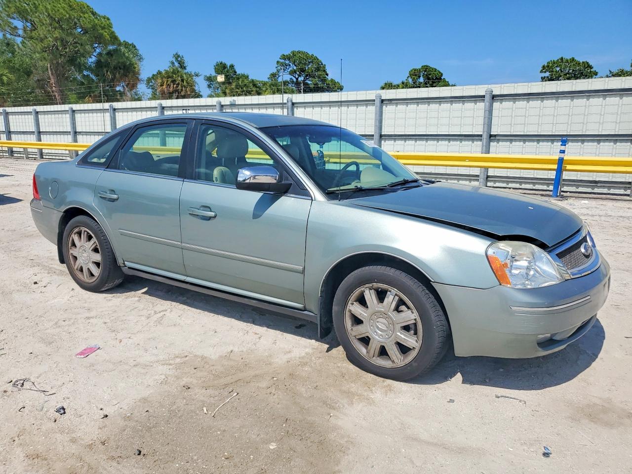 2007 Ford Five Hundred Limited Зеленый vin: 1FAHP28187G143955