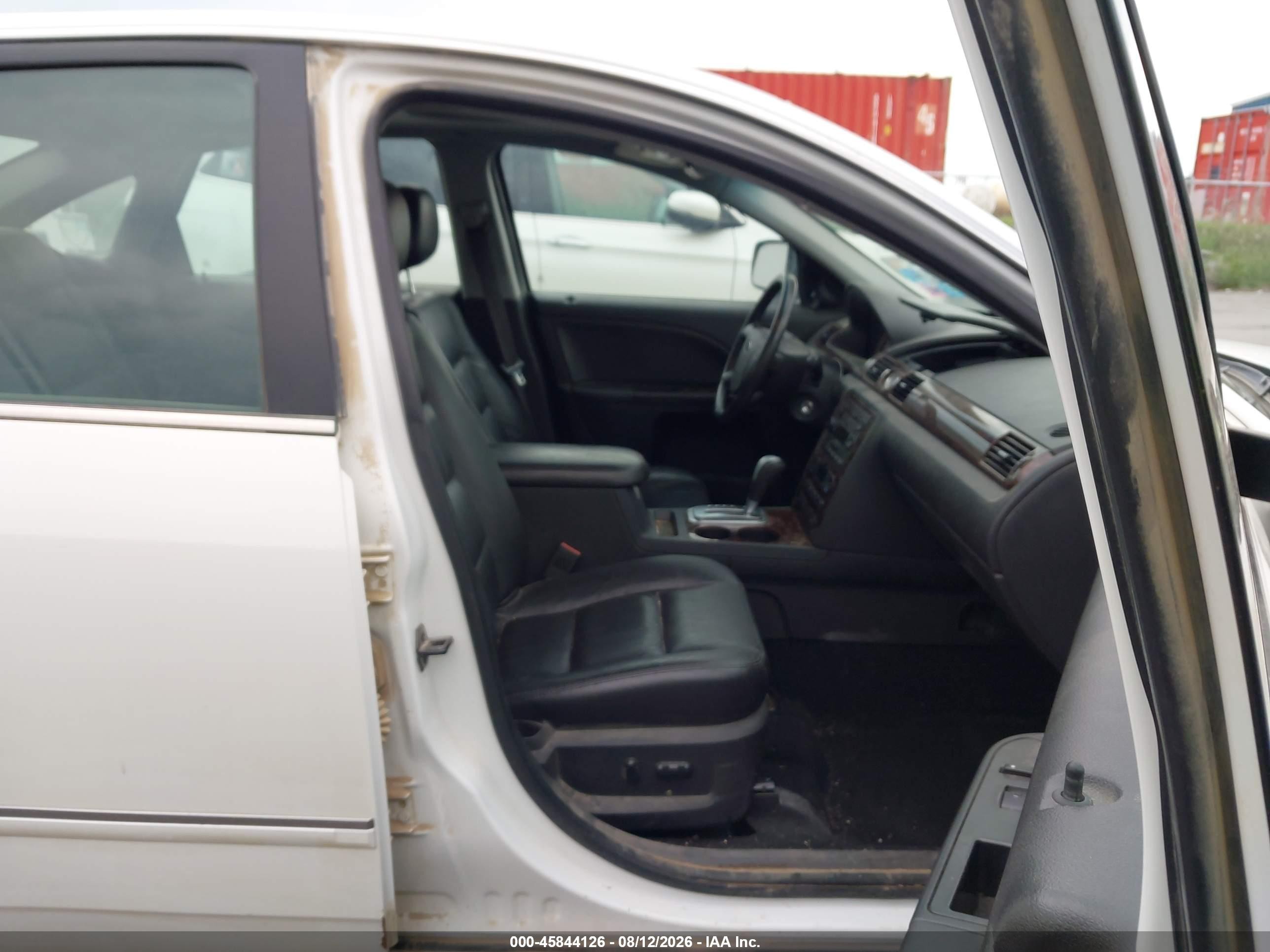 2006 Ford Five Hundred Limited Белый vin: 1FAHP281X6G100636