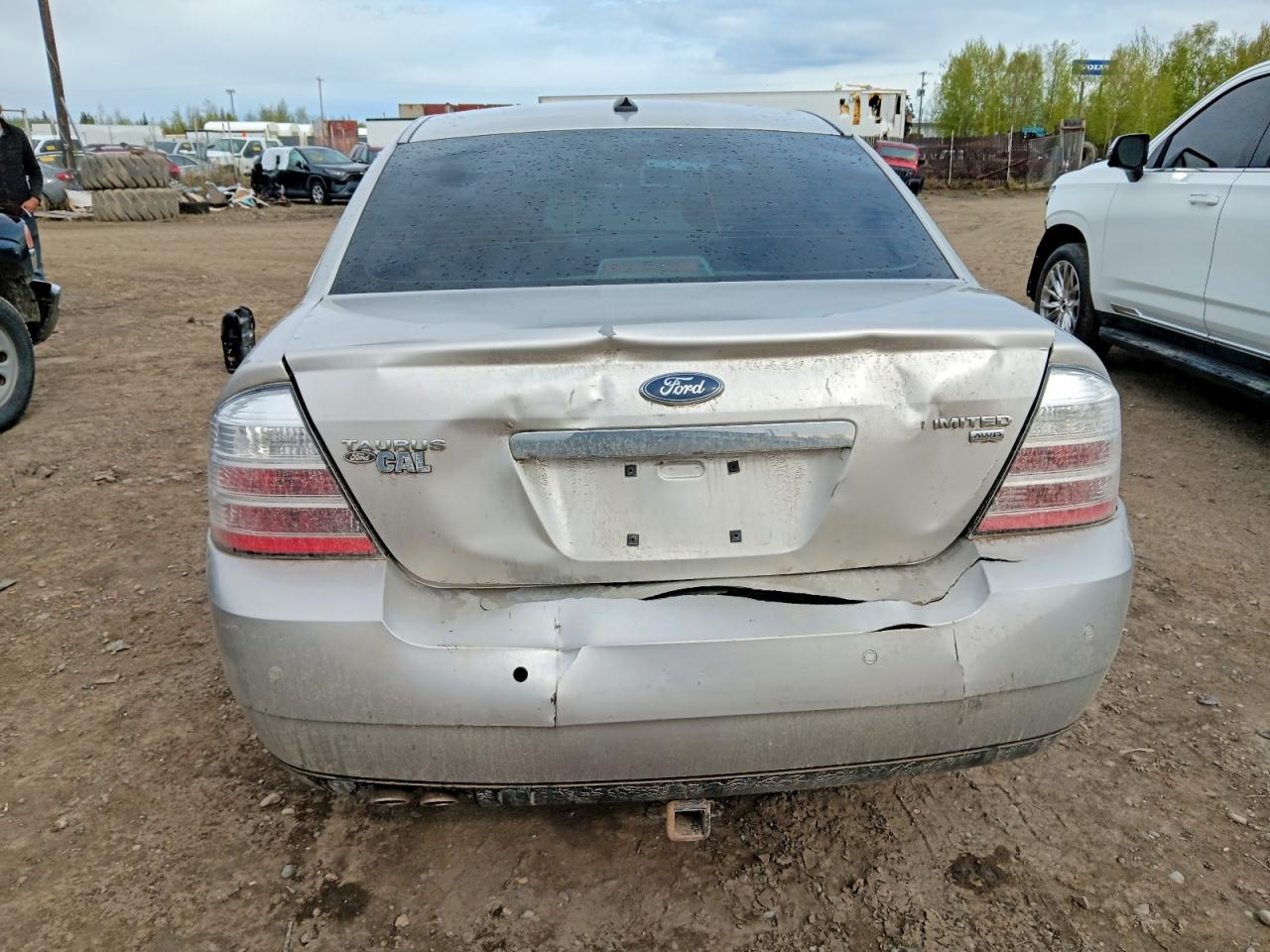 2008 Ford Taurus Limited Silver vin: 1FAHP28W78G126237