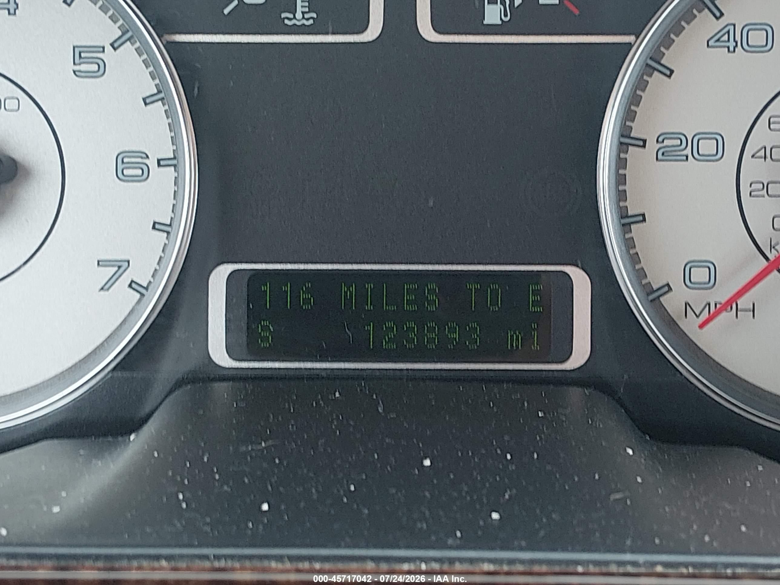 2008 Ford Taurus Limited Серебряный vin: 1FAHP28W78G164468