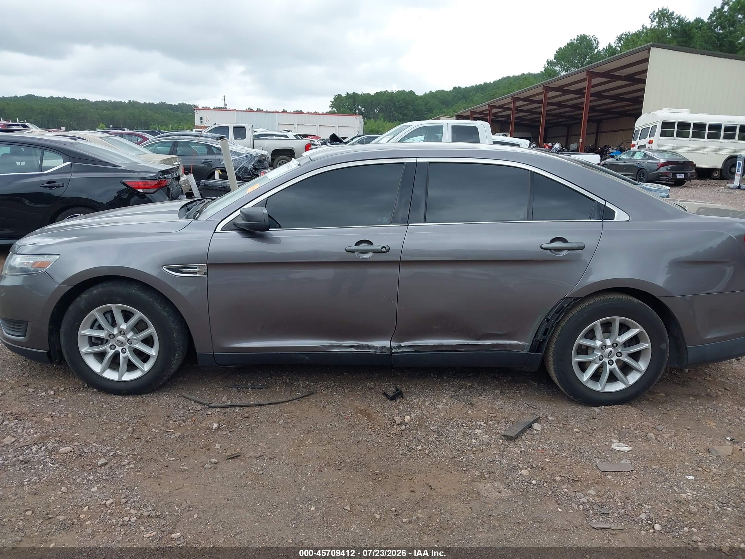 2013 Ford Taurus Se Серый vin: 1FAHP2D80DG215374