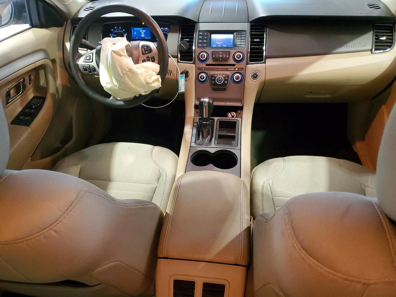 2014 Ford Taurus Se Черный vin: 1FAHP2D80EG110271