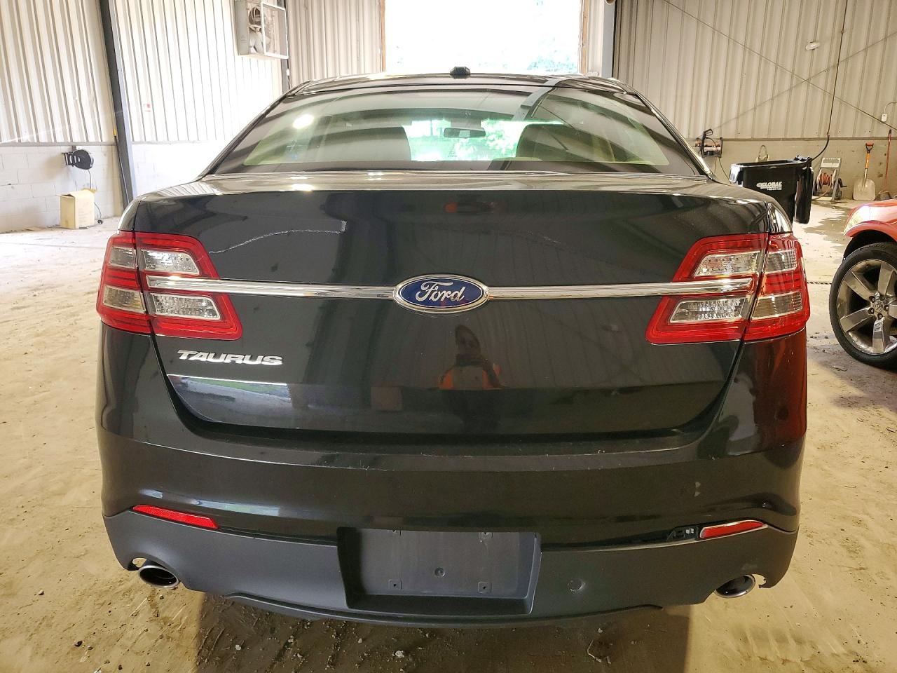 2014 Ford Taurus Se Черный vin: 1FAHP2D80EG110271