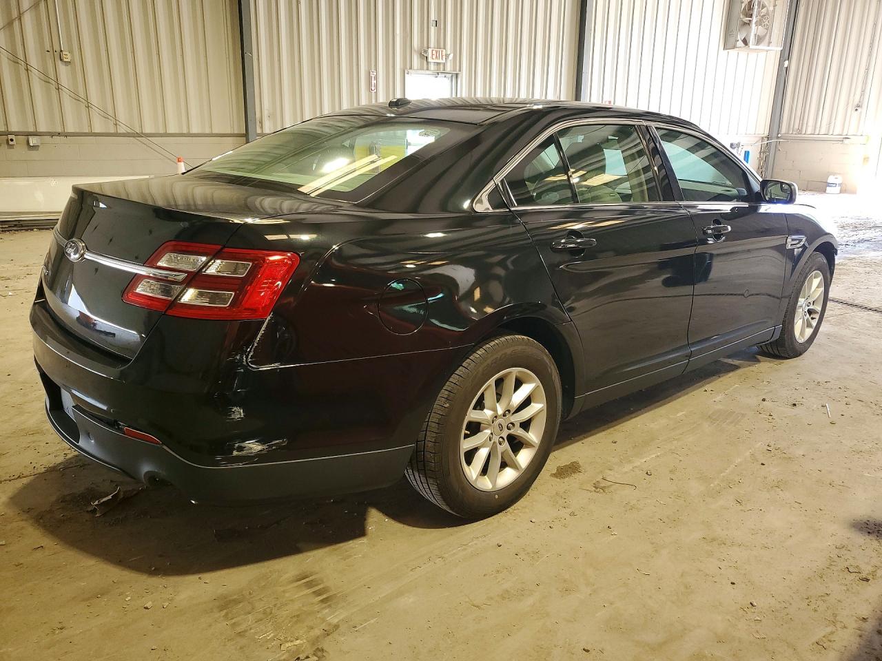 2014 Ford Taurus Se Черный vin: 1FAHP2D80EG110271
