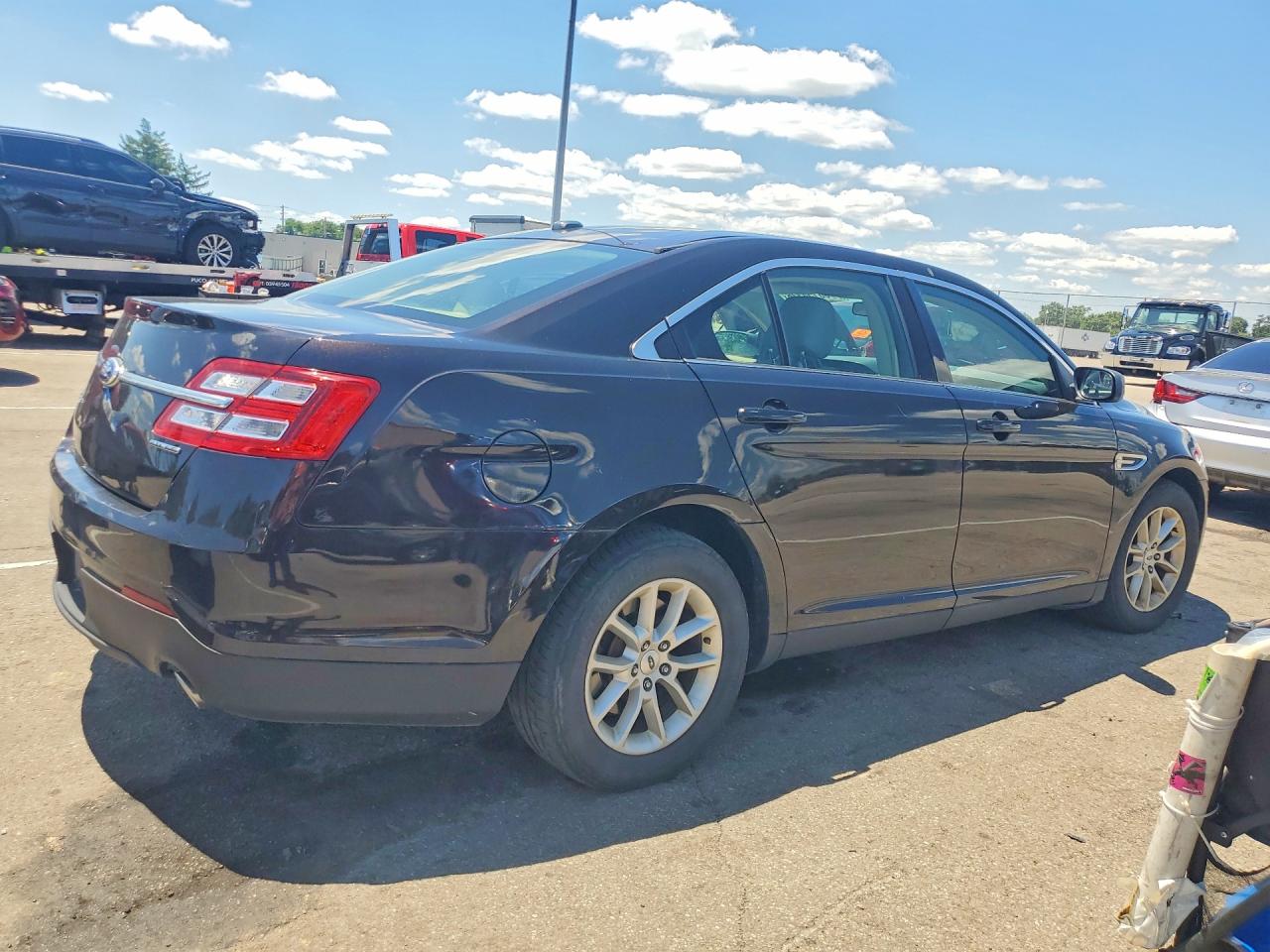 2014 Ford Taurus Se Brown vin: 1FAHP2D80EG170020