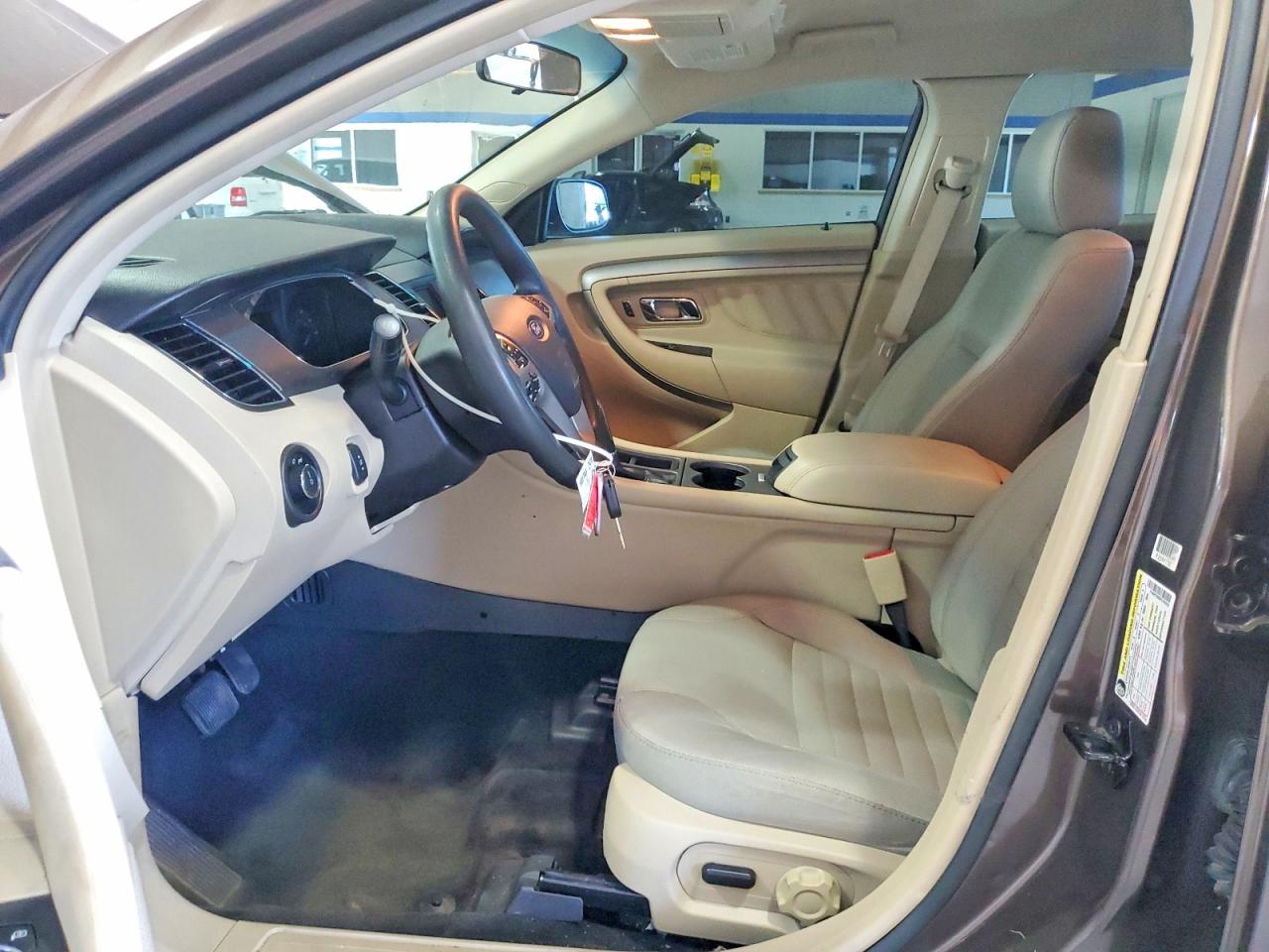 2015 Ford Taurus Se Brown vin: 1FAHP2D80FG195632