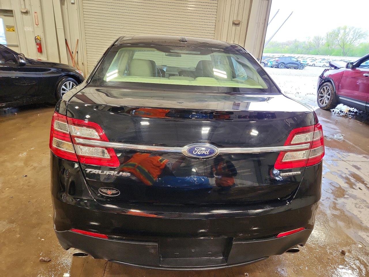 2017 Ford Taurus Se Black vin: 1FAHP2D80HG132355