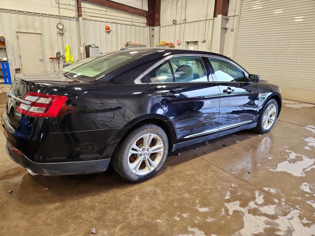 2017 Ford Taurus Se Black vin: 1FAHP2D80HG132355