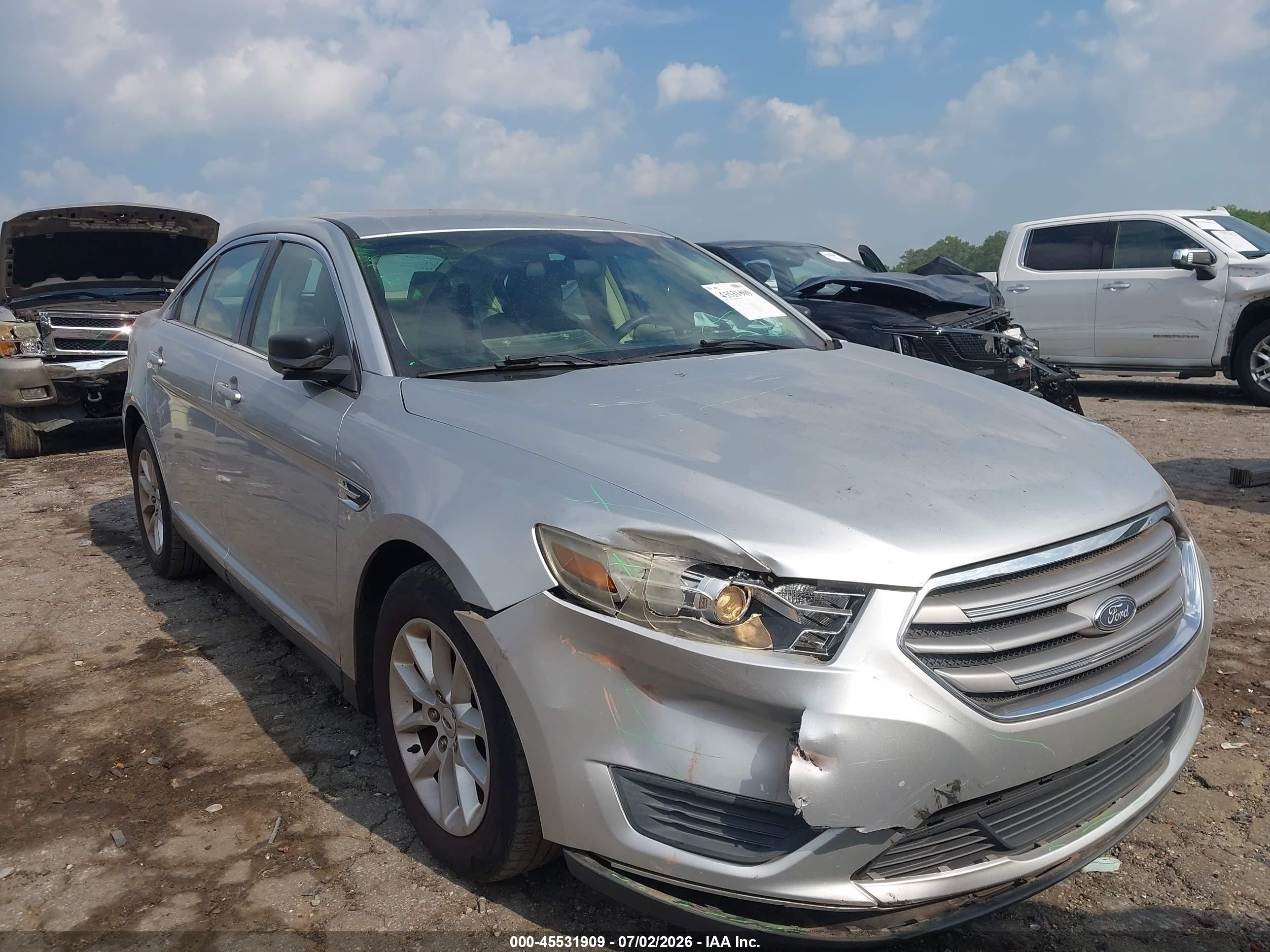 2013 Ford Taurus Se Silver vin: 1FAHP2D81DG106468