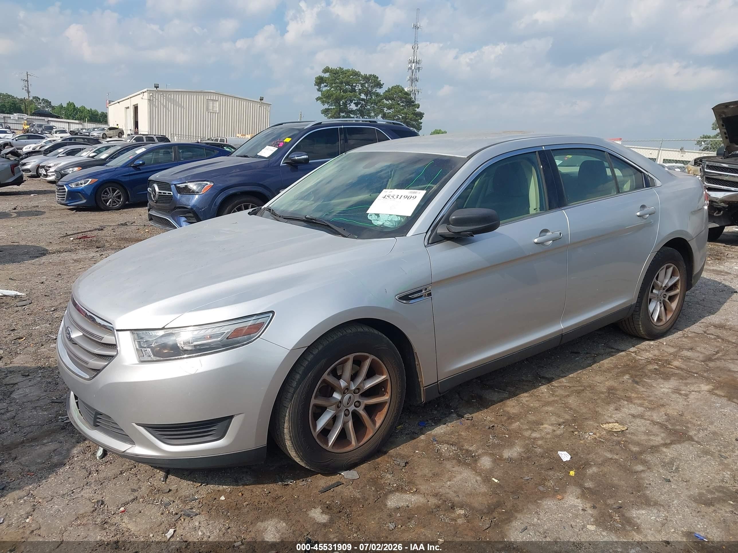 2013 Ford Taurus Se Silver vin: 1FAHP2D81DG106468