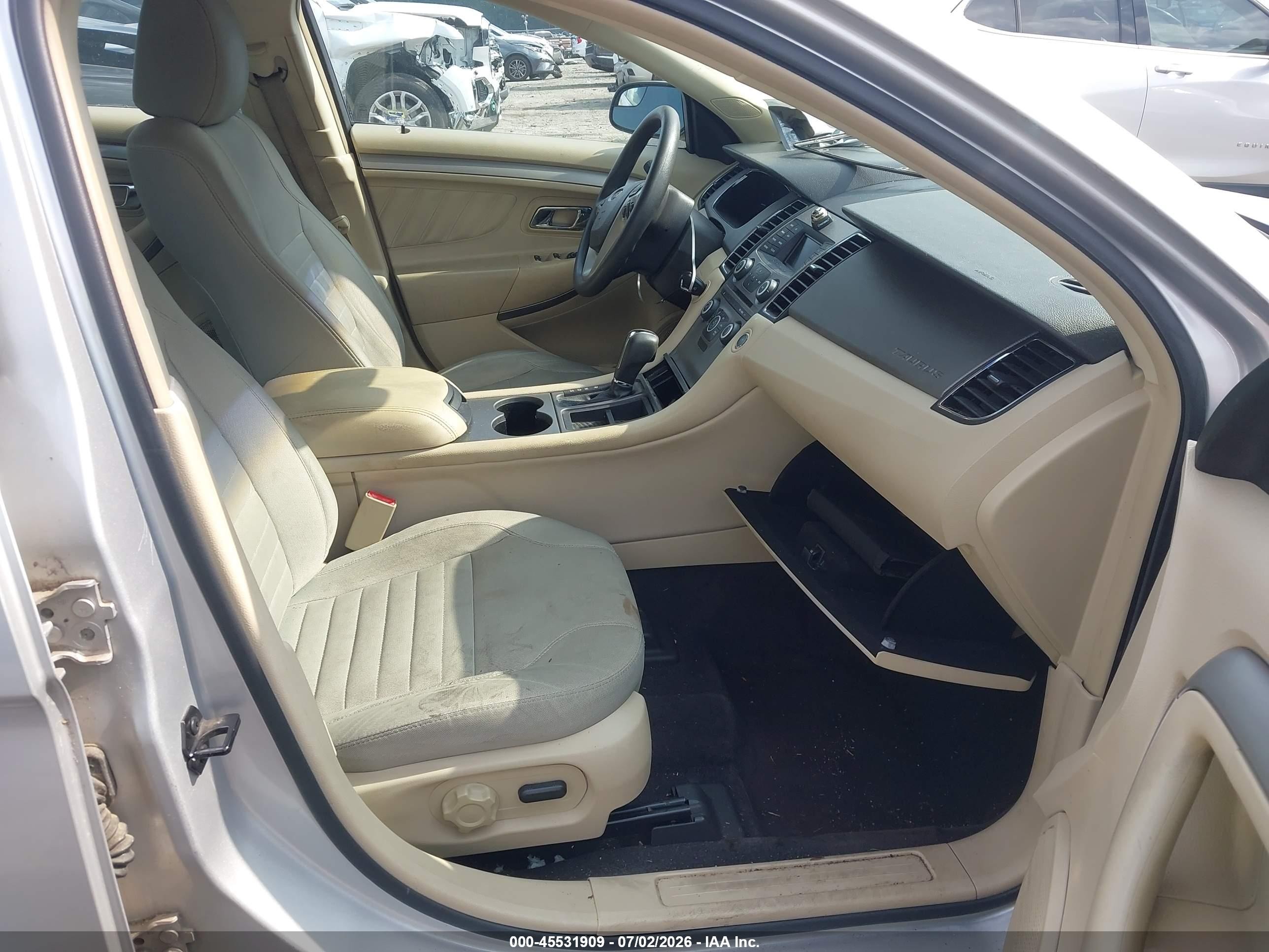 2013 Ford Taurus Se Silver vin: 1FAHP2D81DG106468