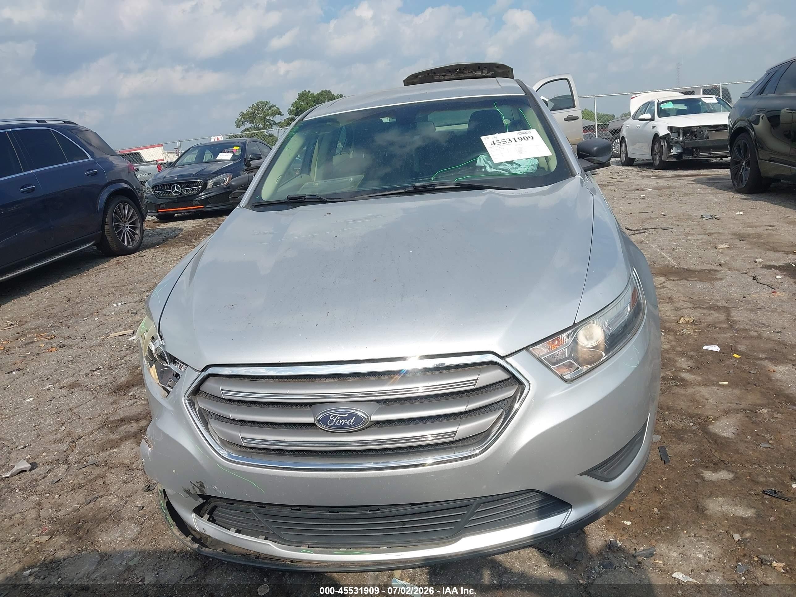 2013 Ford Taurus Se Silver vin: 1FAHP2D81DG106468