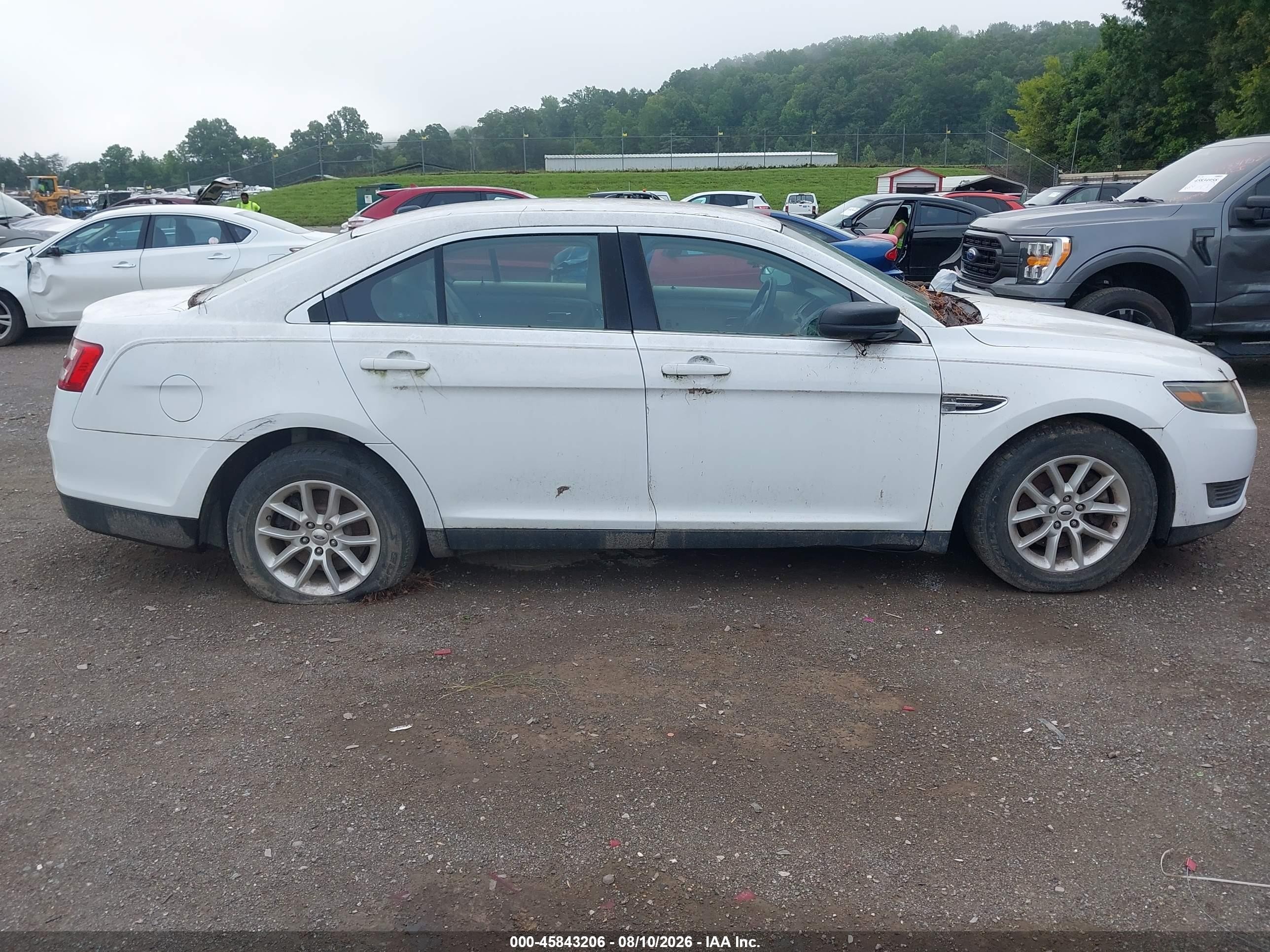 2015 Ford Taurus Se White vin: 1FAHP2D81FG117764