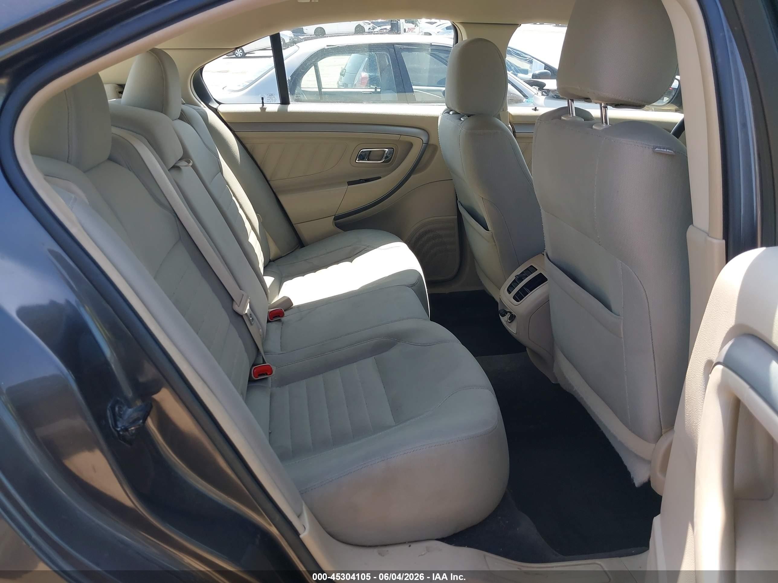 2015 Ford Taurus Se Gray vin: 1FAHP2D81FG131874