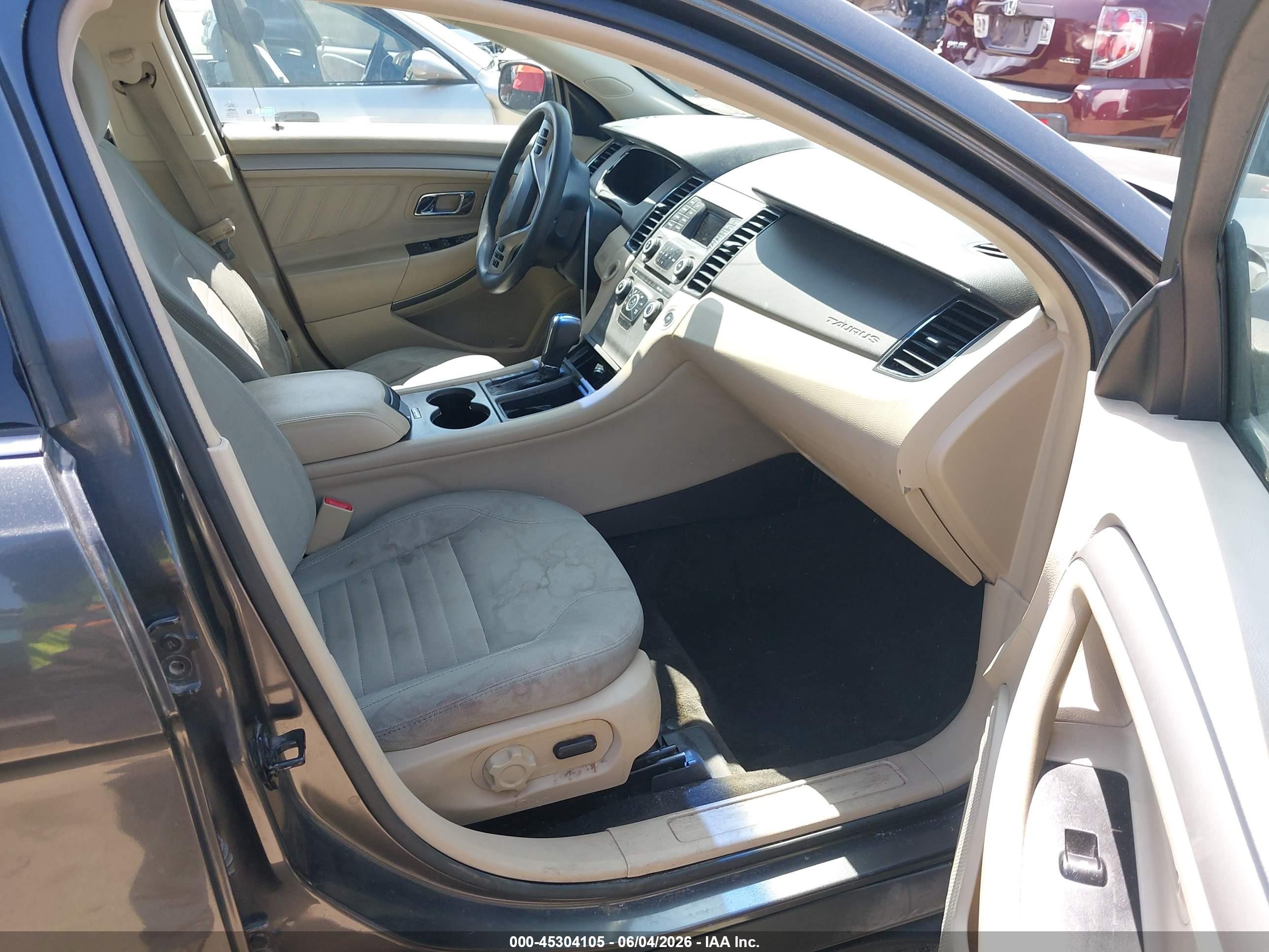 2015 Ford Taurus Se Gray vin: 1FAHP2D81FG131874