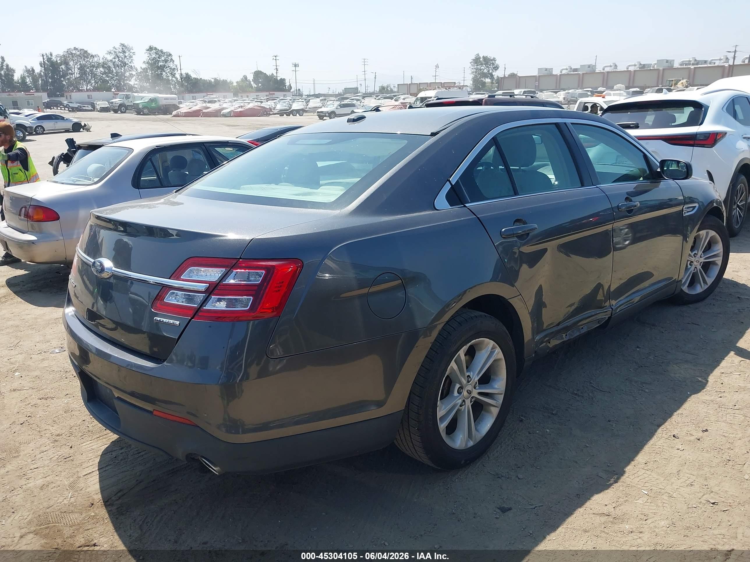 2015 Ford Taurus Se Gray vin: 1FAHP2D81FG131874