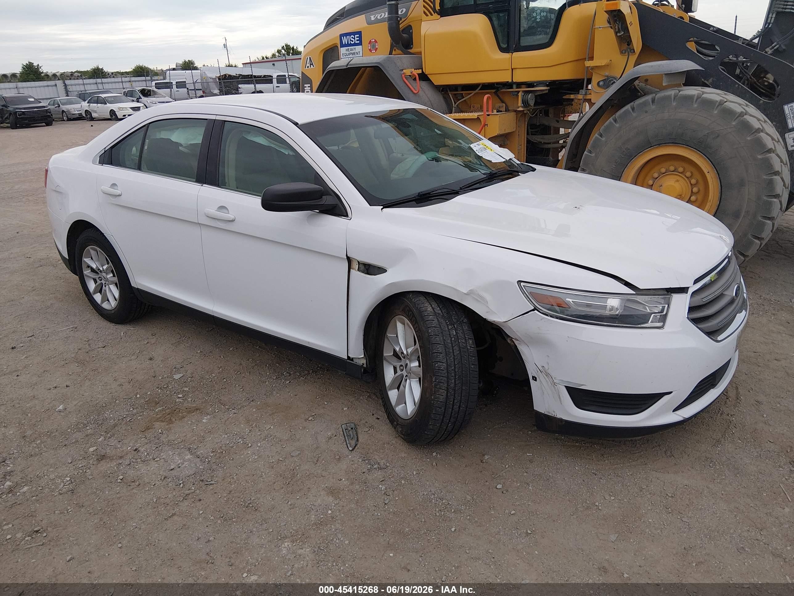 2013 Ford Taurus Se White vin: 1FAHP2D82DG234220