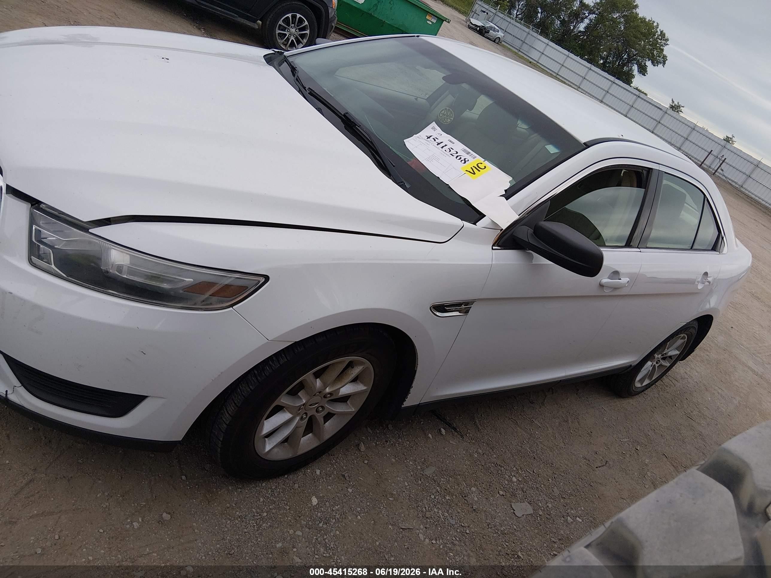 2013 Ford Taurus Se White vin: 1FAHP2D82DG234220