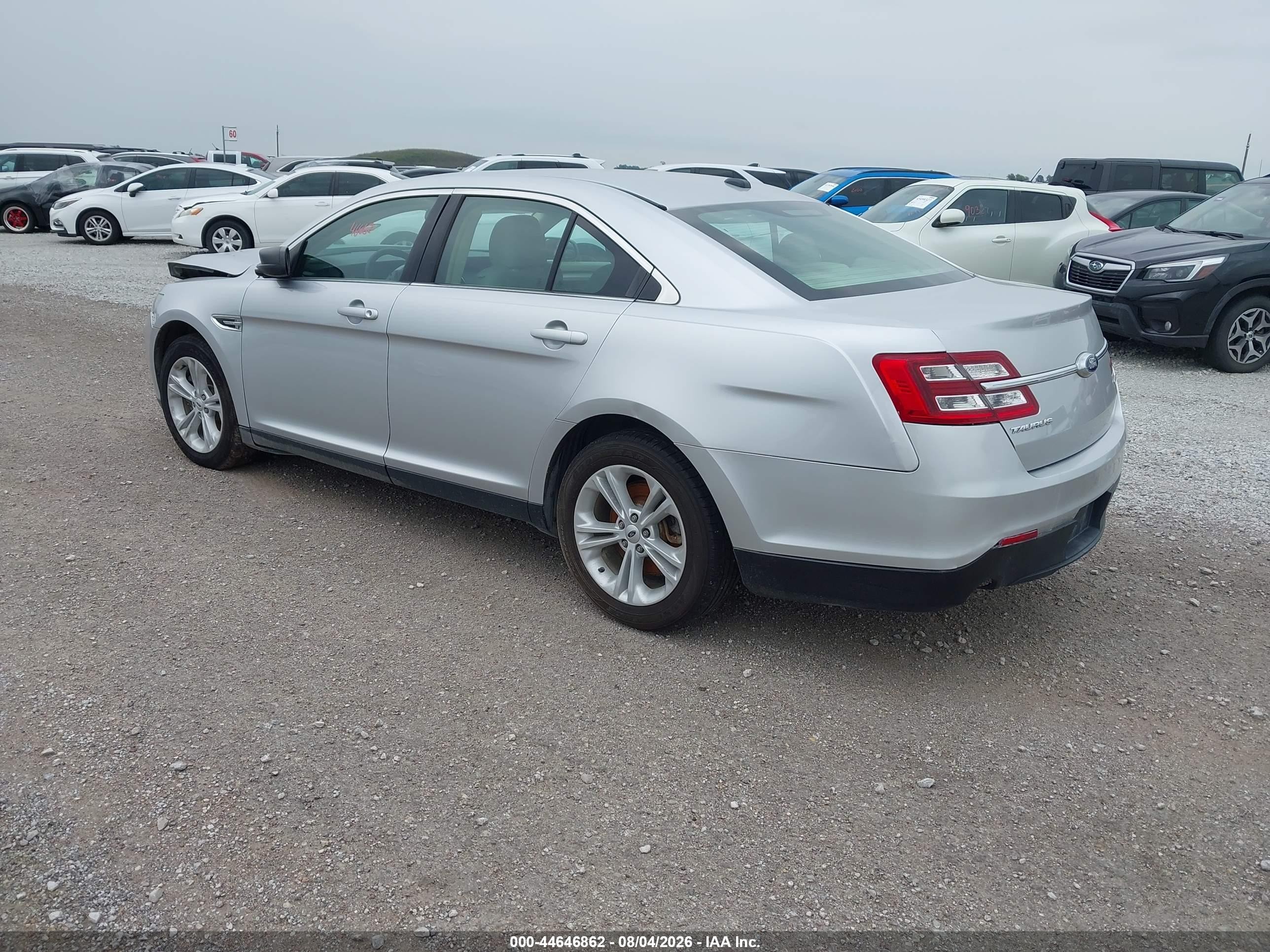 2015 Ford Taurus Se Silver vin: 1FAHP2D82FG159876