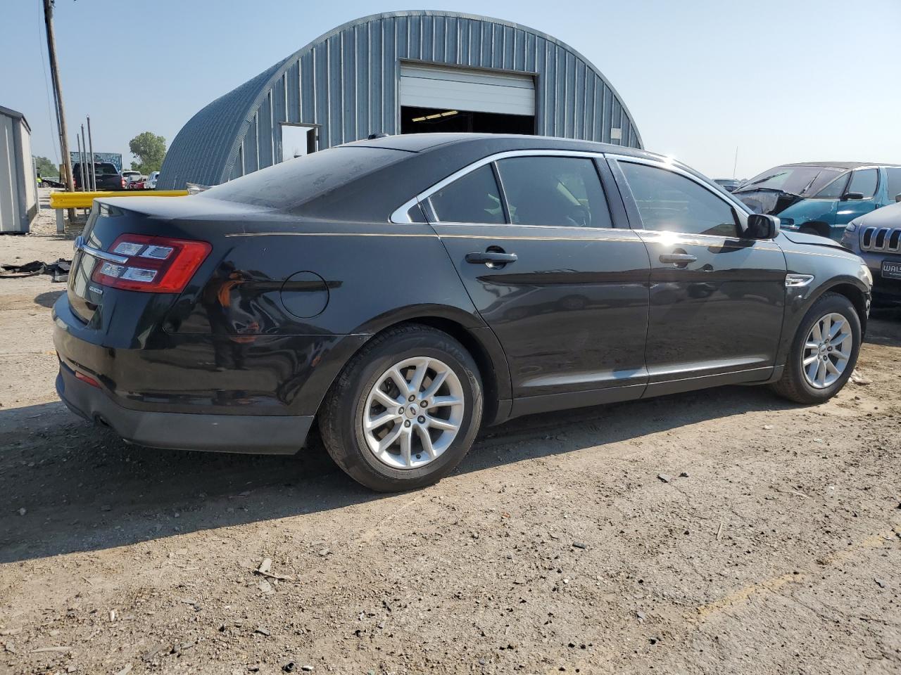 2013 Ford Taurus Se Черный vin: 1FAHP2D83DG139343